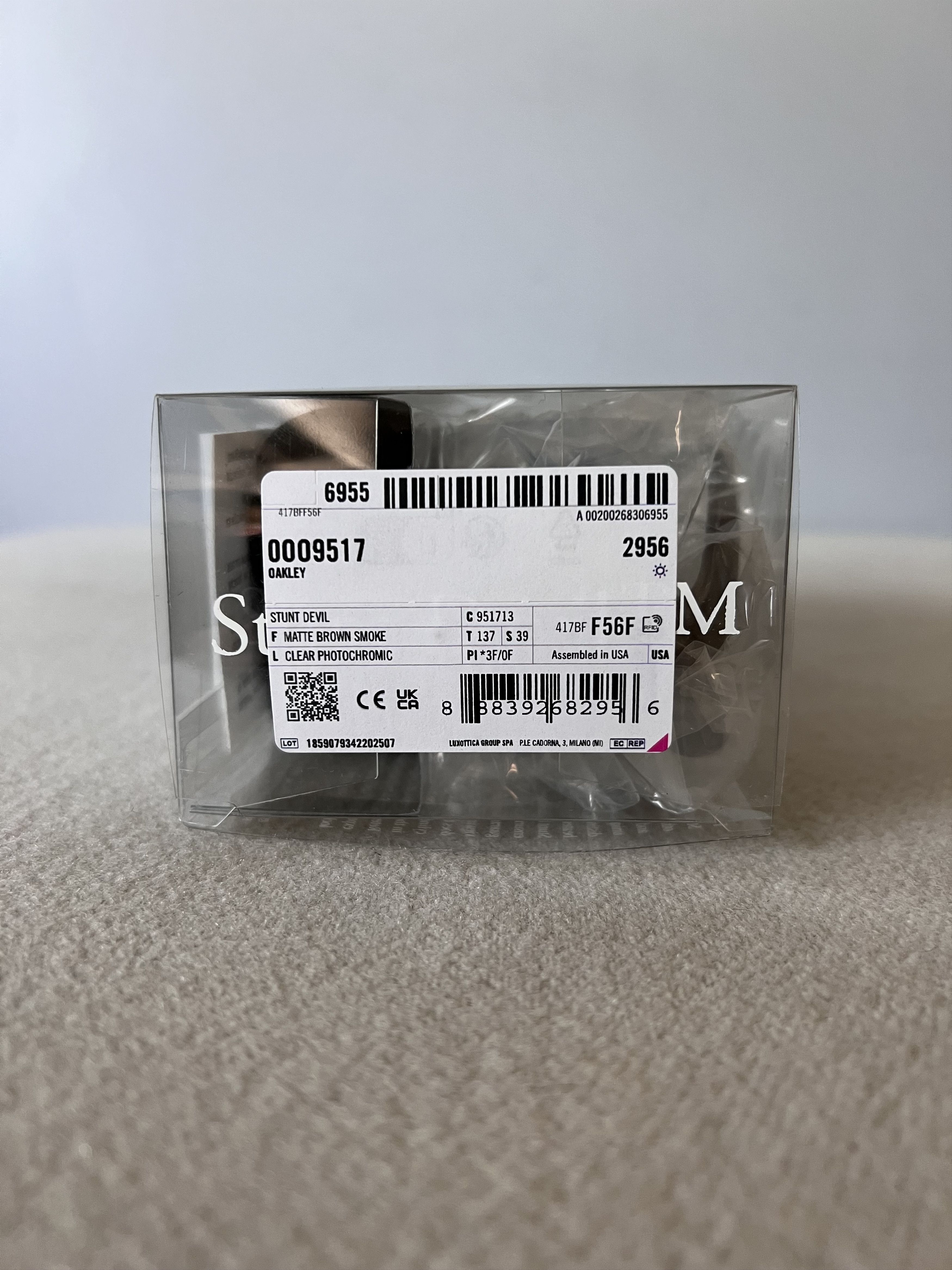 Oakley × Satisfy Satisfy Running Oakley Stunt Devil Sunglasses in Matte Brown Size ONE SIZE - 10 Thumbnail