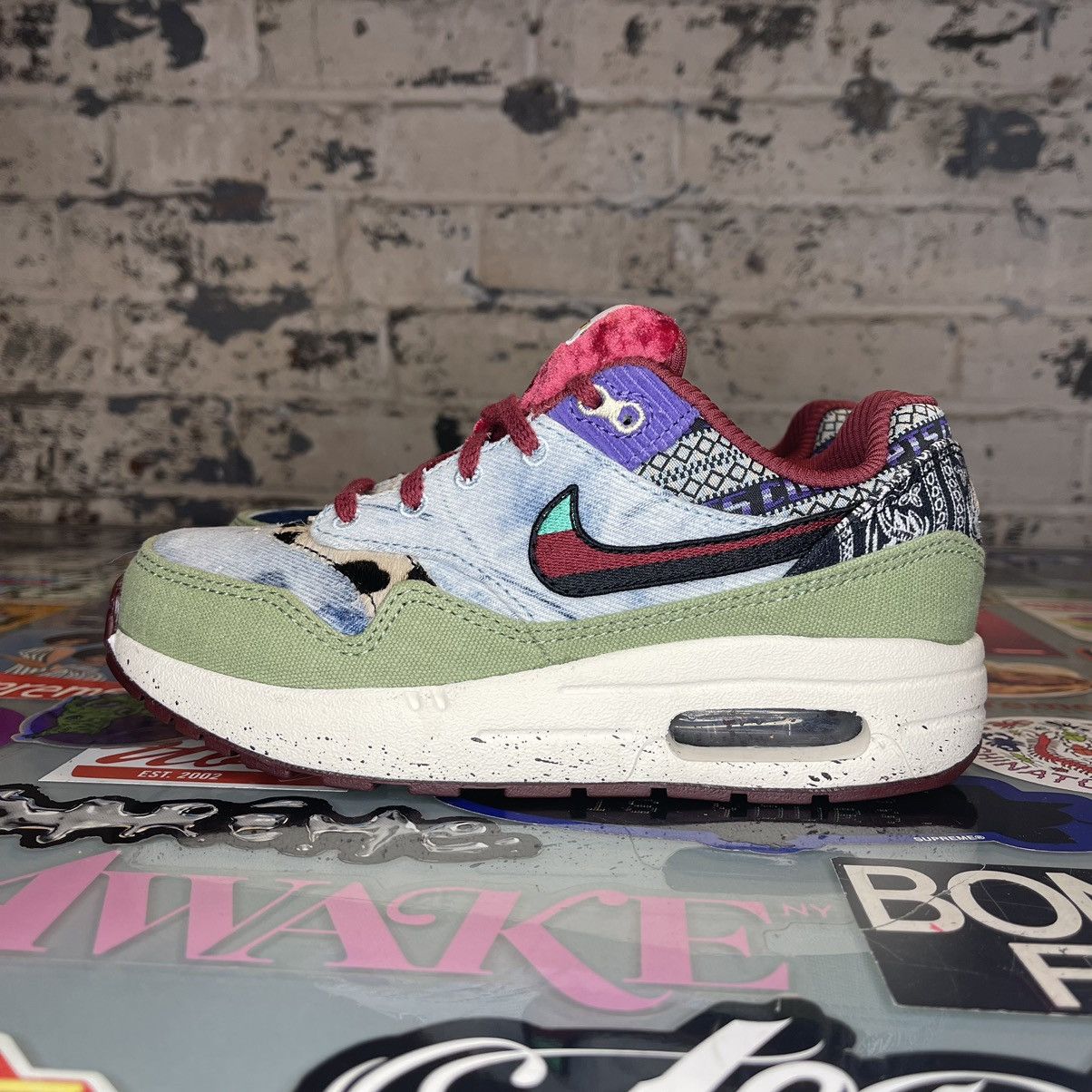image of Concepts Nike Air Max 1 Mellow Ps 2Y Shoes, Men's (Size 5)