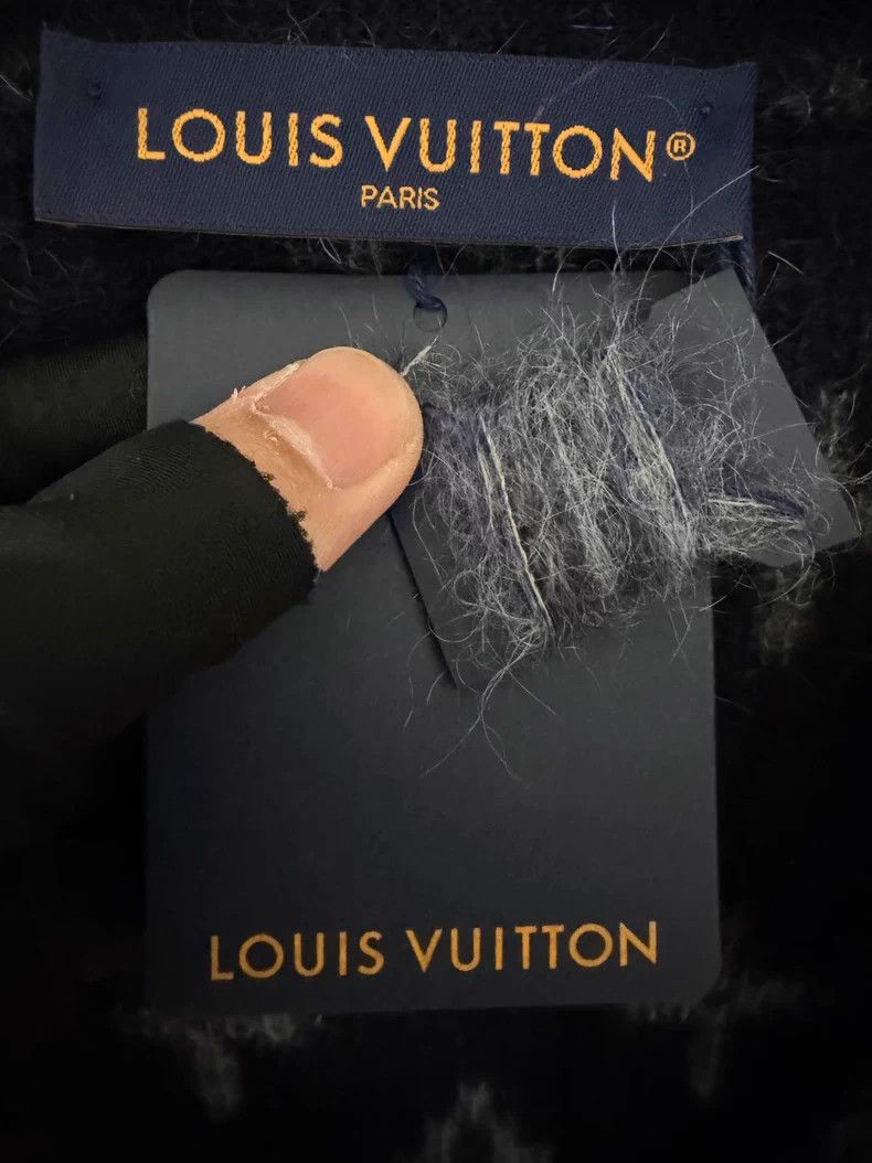 Louis Vuitton Louis Vuitton 26 Year New Mohair Full Print Cardigan sweat Size US L / EU 52-54 / 3 - 4 Thumbnail