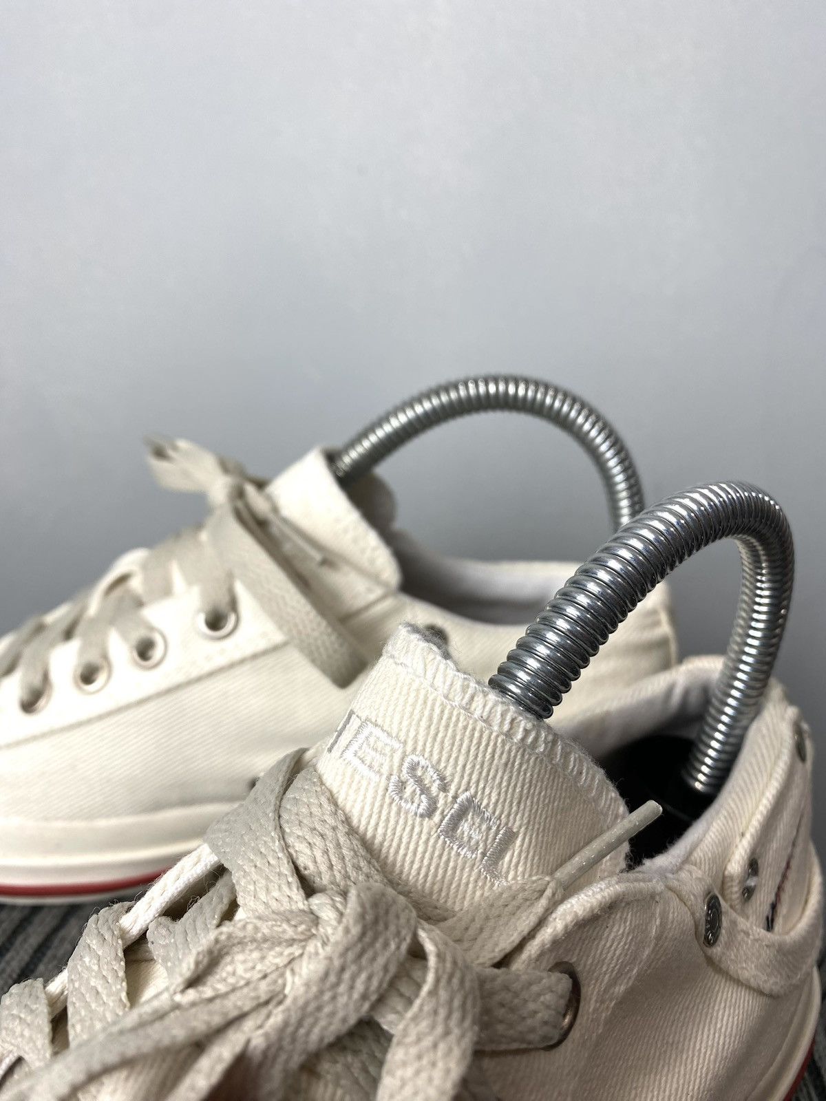 Diesel Vintage Diesel Low Top Design Denim Sneakers Bw Sport Size US 6 / IT 36 - 6 Thumbnail