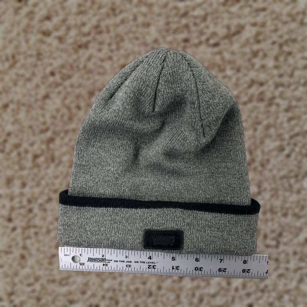 Levi's Levi's Beanie Adult One Size Gray Knit Embroidered Acrylic Ski Winter Snow Hat Cap Unisex Mens Womens Size ONE SIZE - 1 Thumbnail