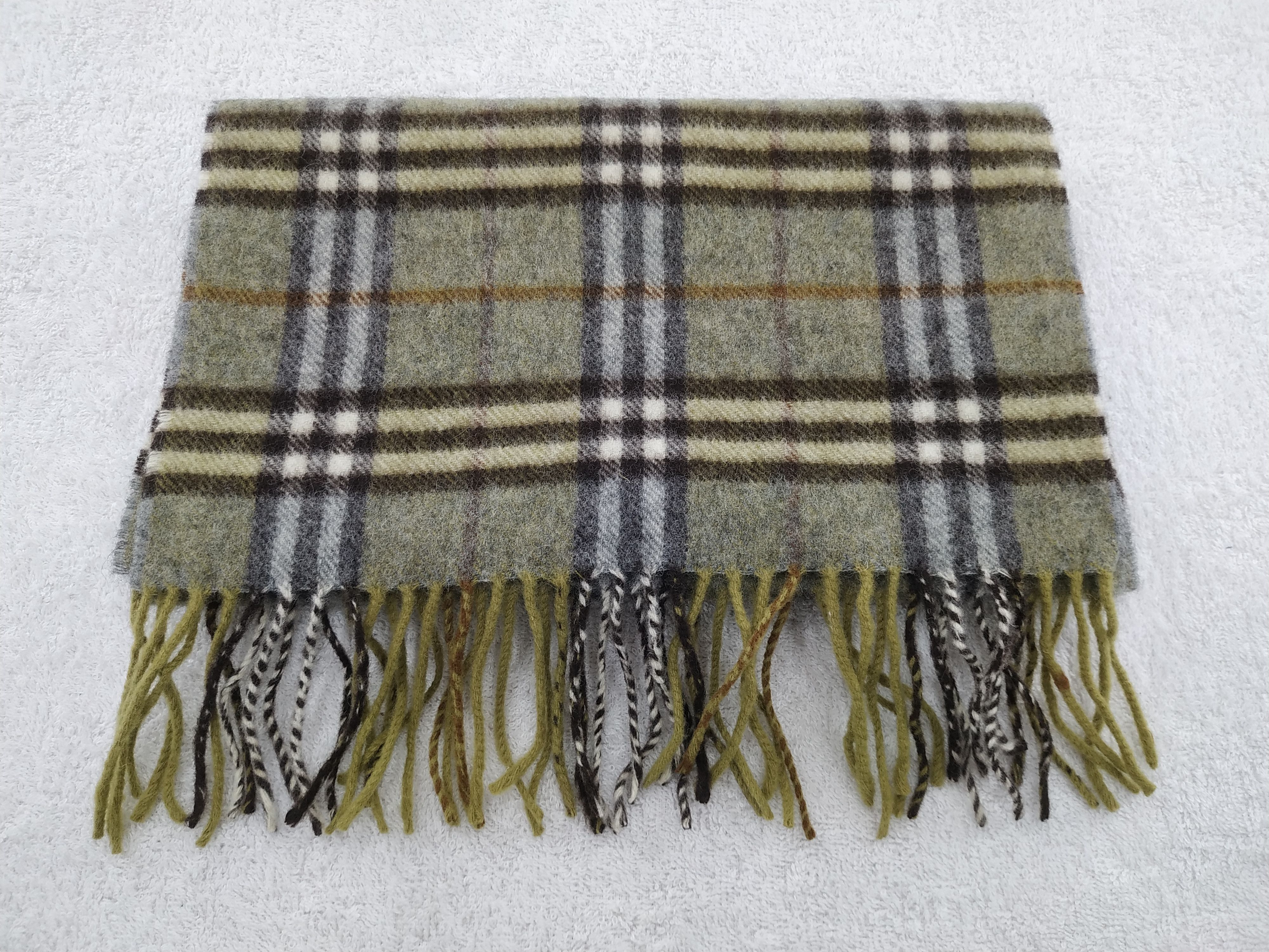 Burberry Vintage Burberry Scarf/Muffler/Neckwear MF481 Size ONE SIZE - 3 Thumbnail