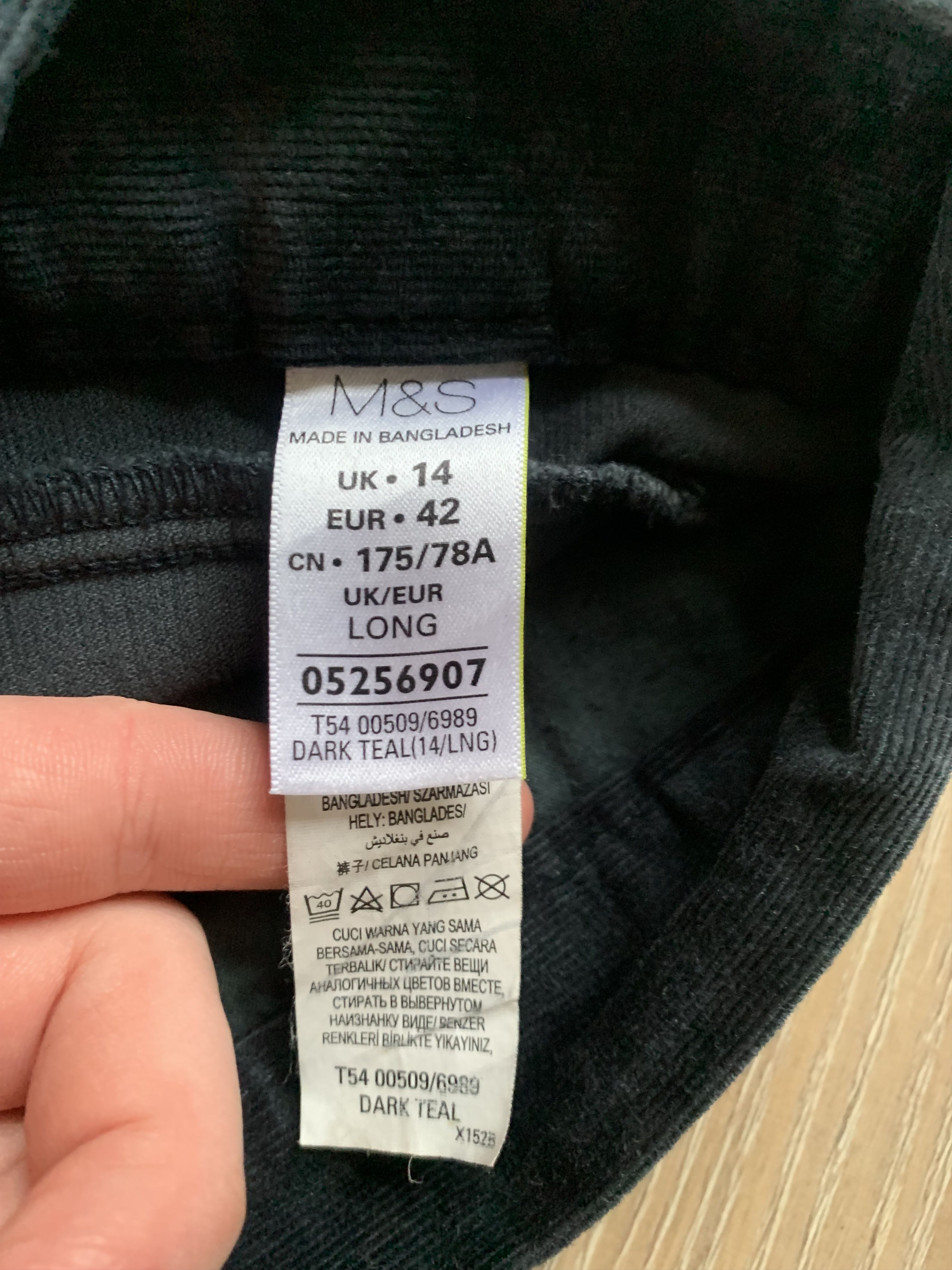 Marks & Spencer M&S Collection Bootleg Corduroy Flare Pants Size 32" / US 10 / IT 46 - 7 Thumbnail