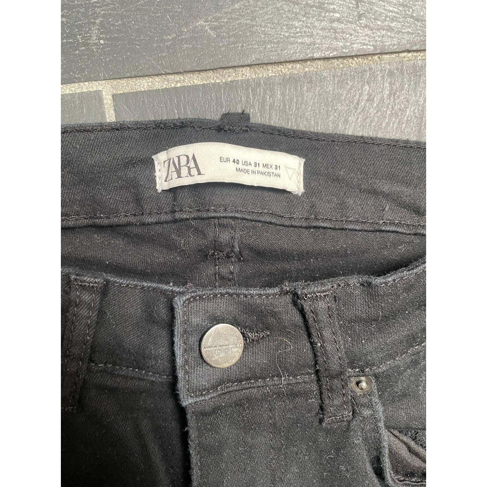 Zara Jet Black Skinny Jeans Size 31 ZARA Size US 31 - 3 Thumbnail