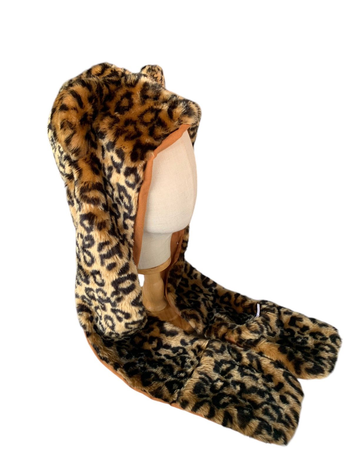Japanese Brand Plush Leopard Horn Earflap Animals Rayalice Beanie Hats🐆 Size ONE SIZE - 7 Thumbnail