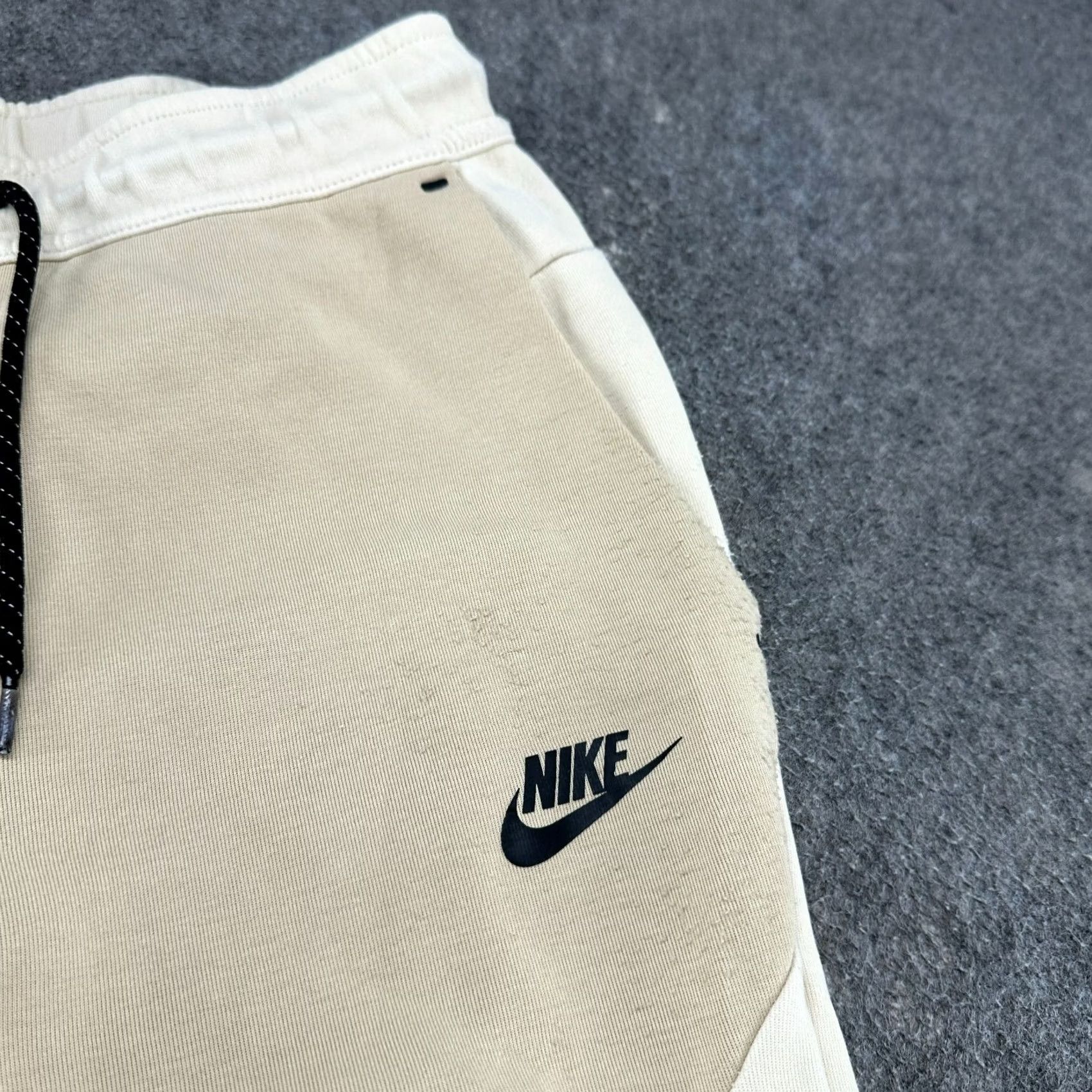 Nike Nike Pants Mens S Beige Jogger Sweat Fleece Swoosh Solid Drawstring Tech Size US 29 - 6 Thumbnail