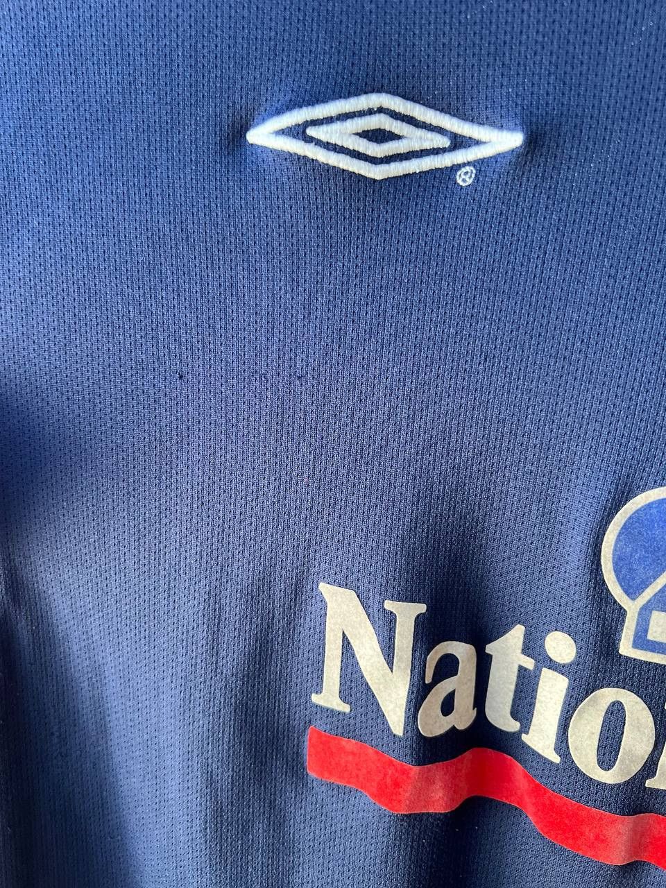 Umbro 2005/06 ENGLAND TEAM TRAINING SOCCER JERSEY FOOTBALL SHIRT L Size US L / EU 52-54 / 3 - 8 Thumbnail