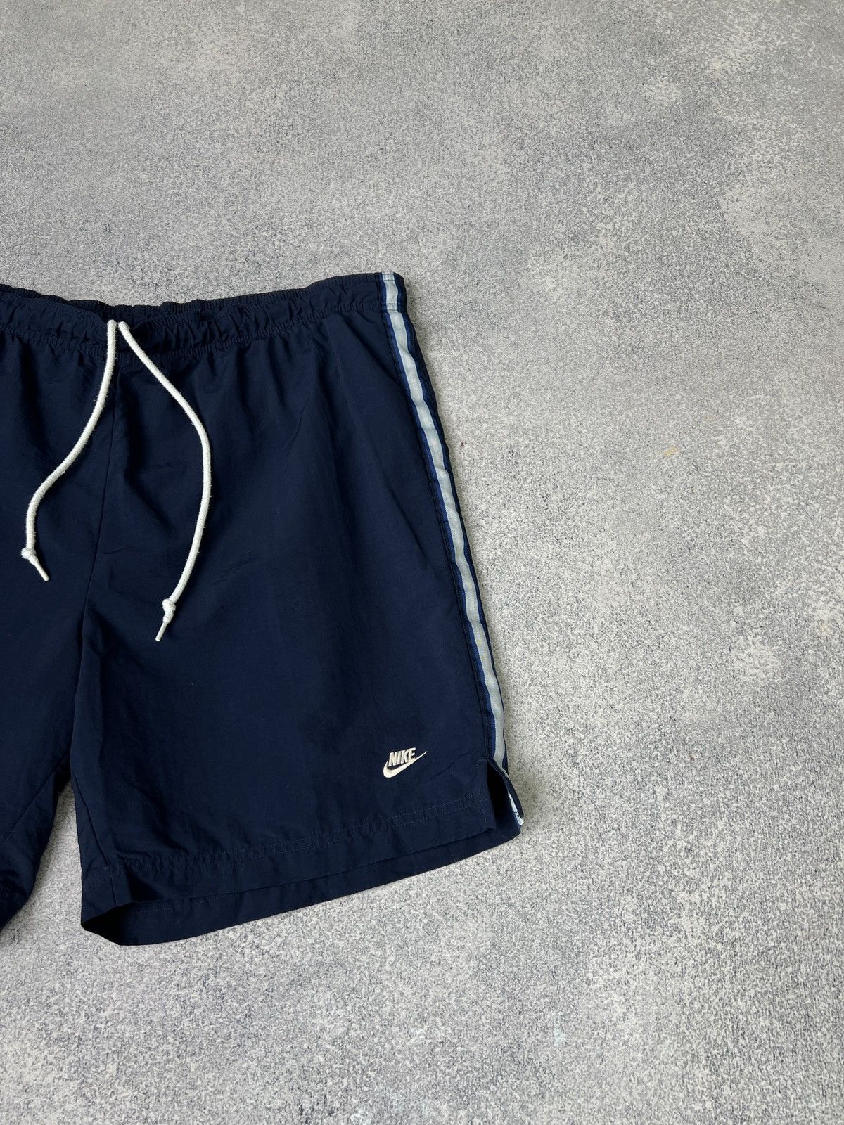 Nike × Vintage Vintage Nike 90s Style Shorts Size US 34 / EU 50 - 6 Thumbnail