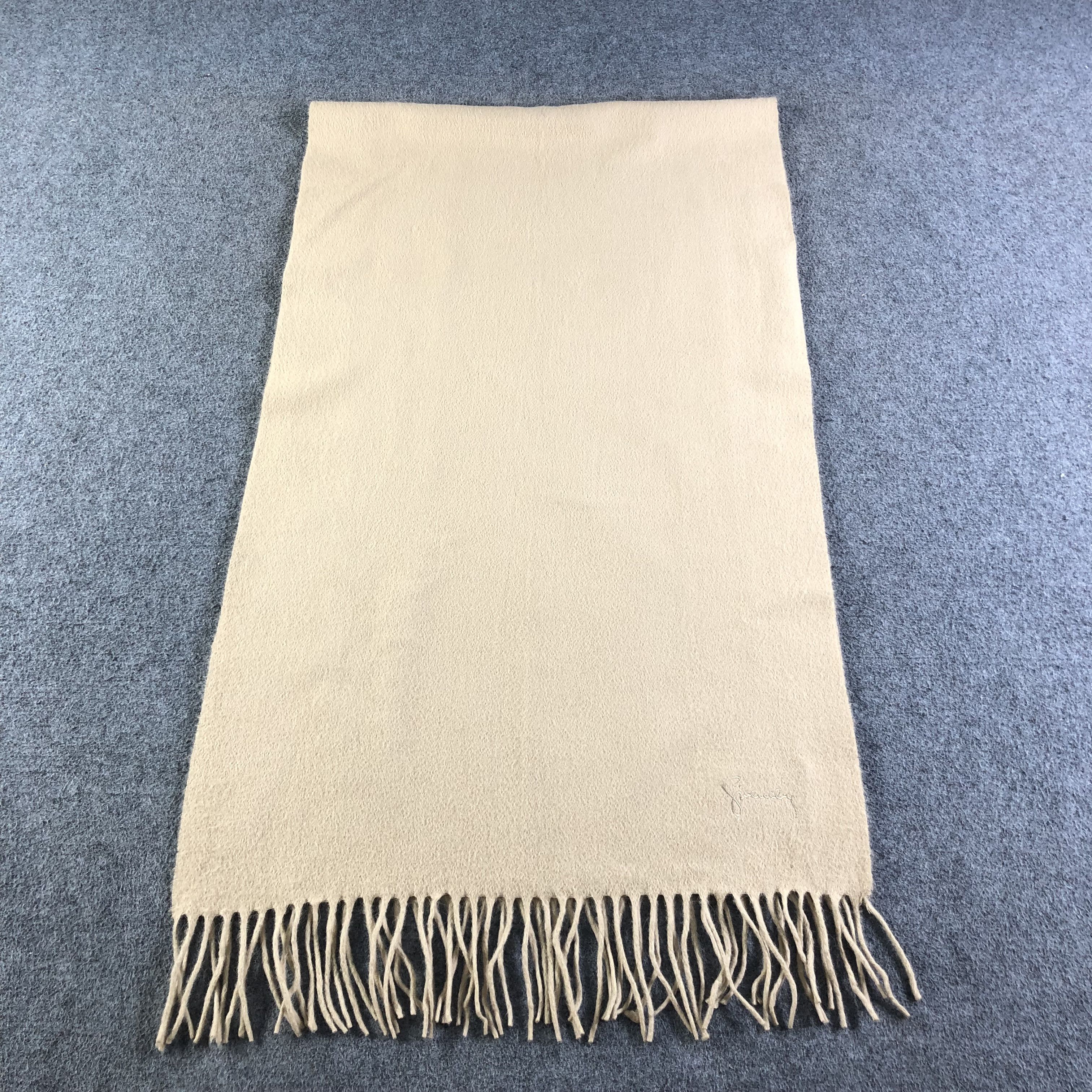 Givenchy Givenchy Cashmere Scarf Muffler Neckwear V2098 Size ONE SIZE - 2 Thumbnail