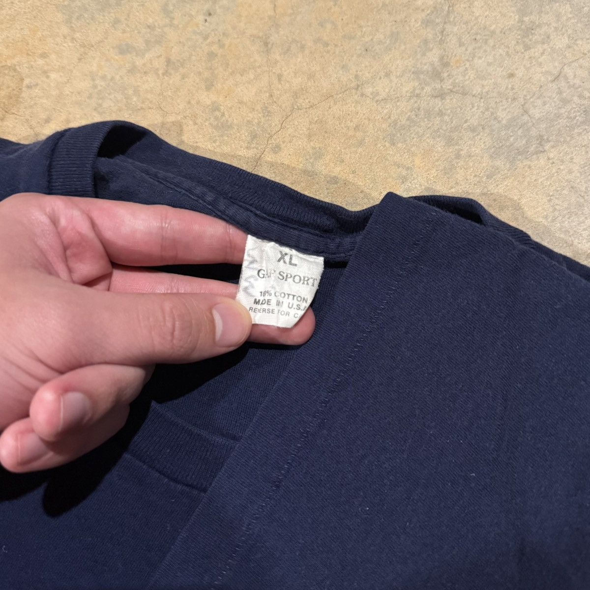 Gap Vintage 80s Gap Faded Blank Selvedge Pocket Tee Grunge ERD Size US L / EU 52-54 / 3 - 5 Thumbnail