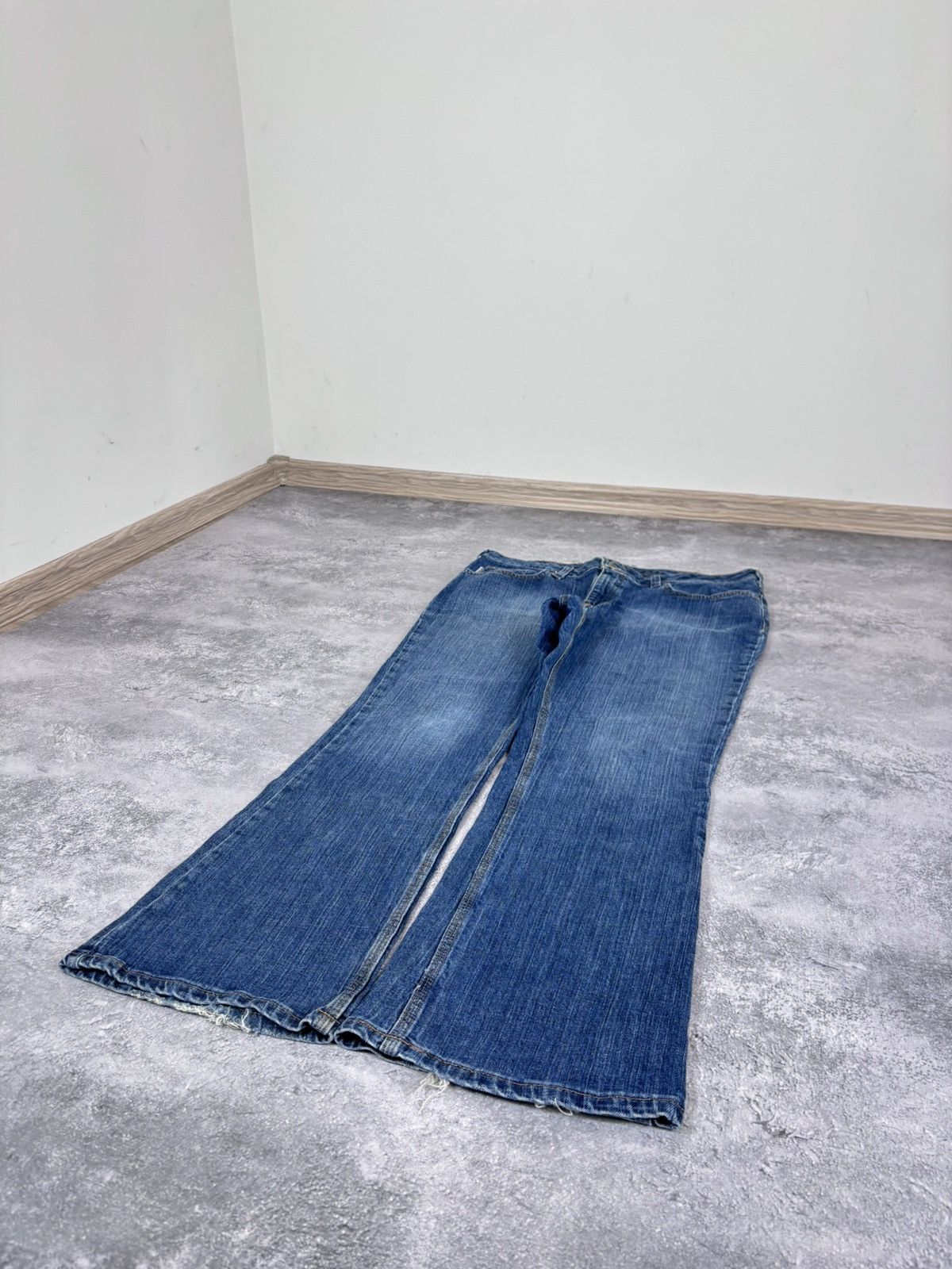 Carhartt Vintage Carhartt Faded Blue Boot Cut Flared Denim Jeans Size US 36 / EU 52 - 9 Thumbnail