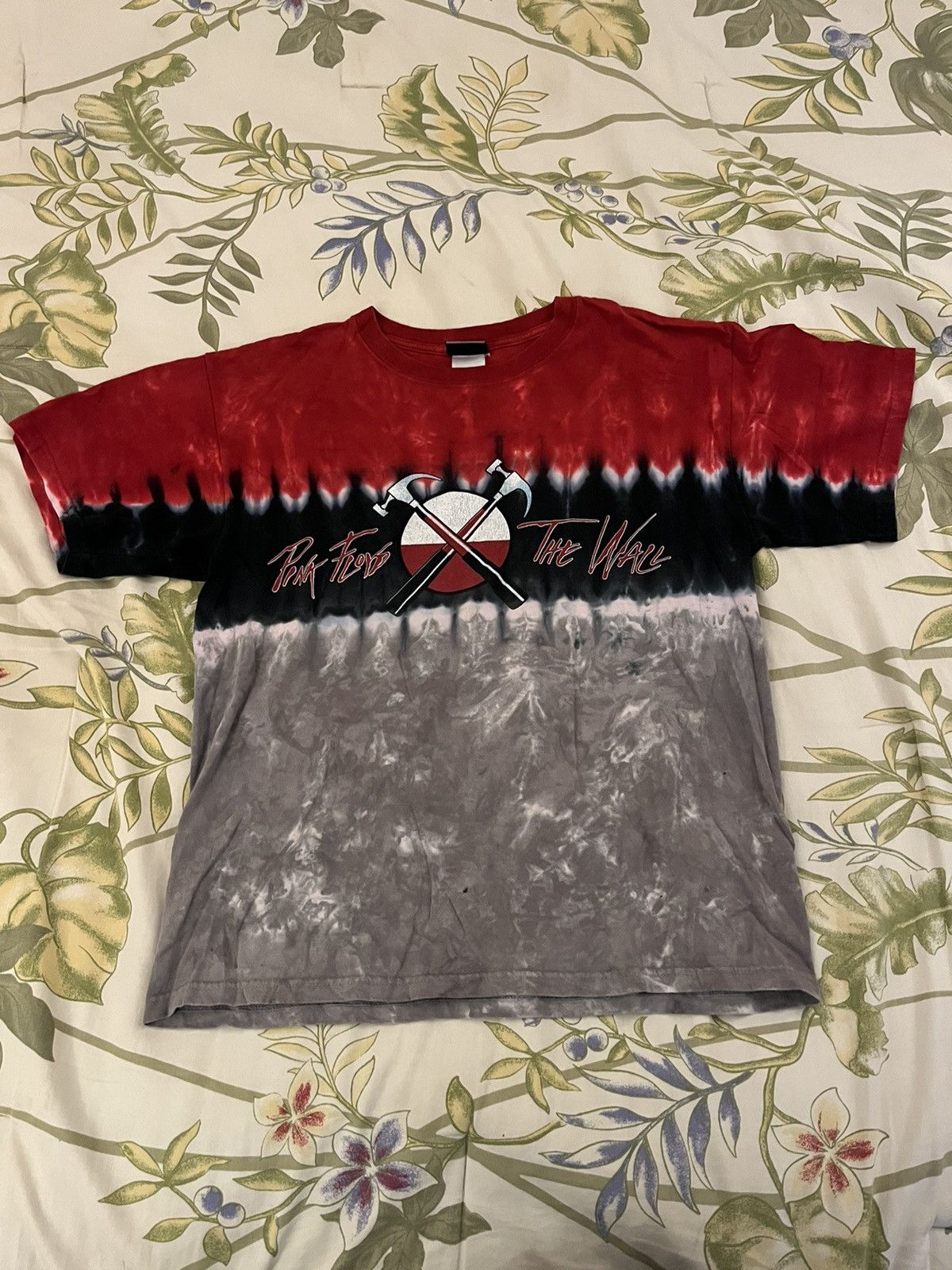 Vintage Y2K Pink Floyd the wall liquid blue shirt