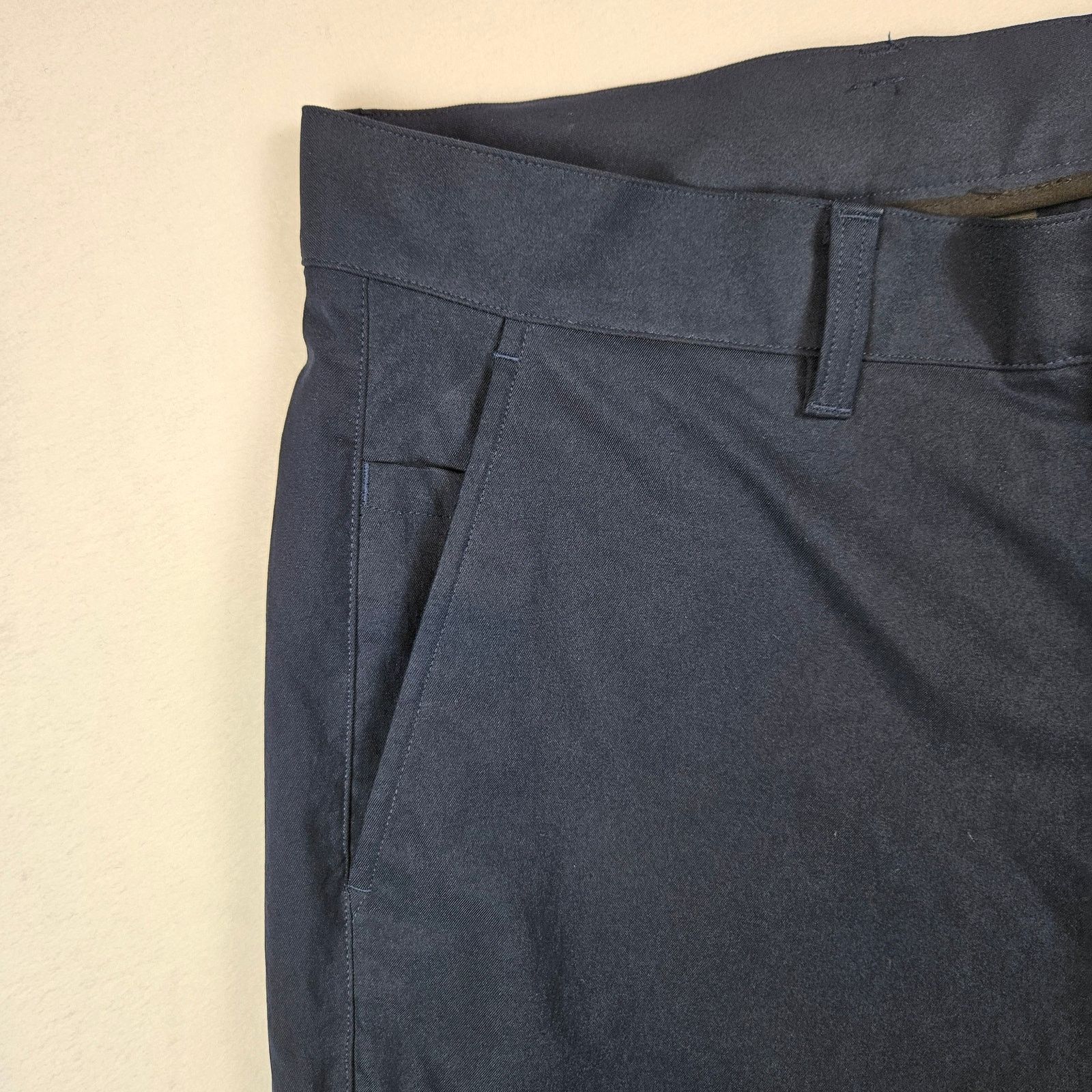 Lululemon Lululemon Pant Men 34x27 Navy Relaxed Cropped Chino Size US 34 / EU 50 - 14 Thumbnail