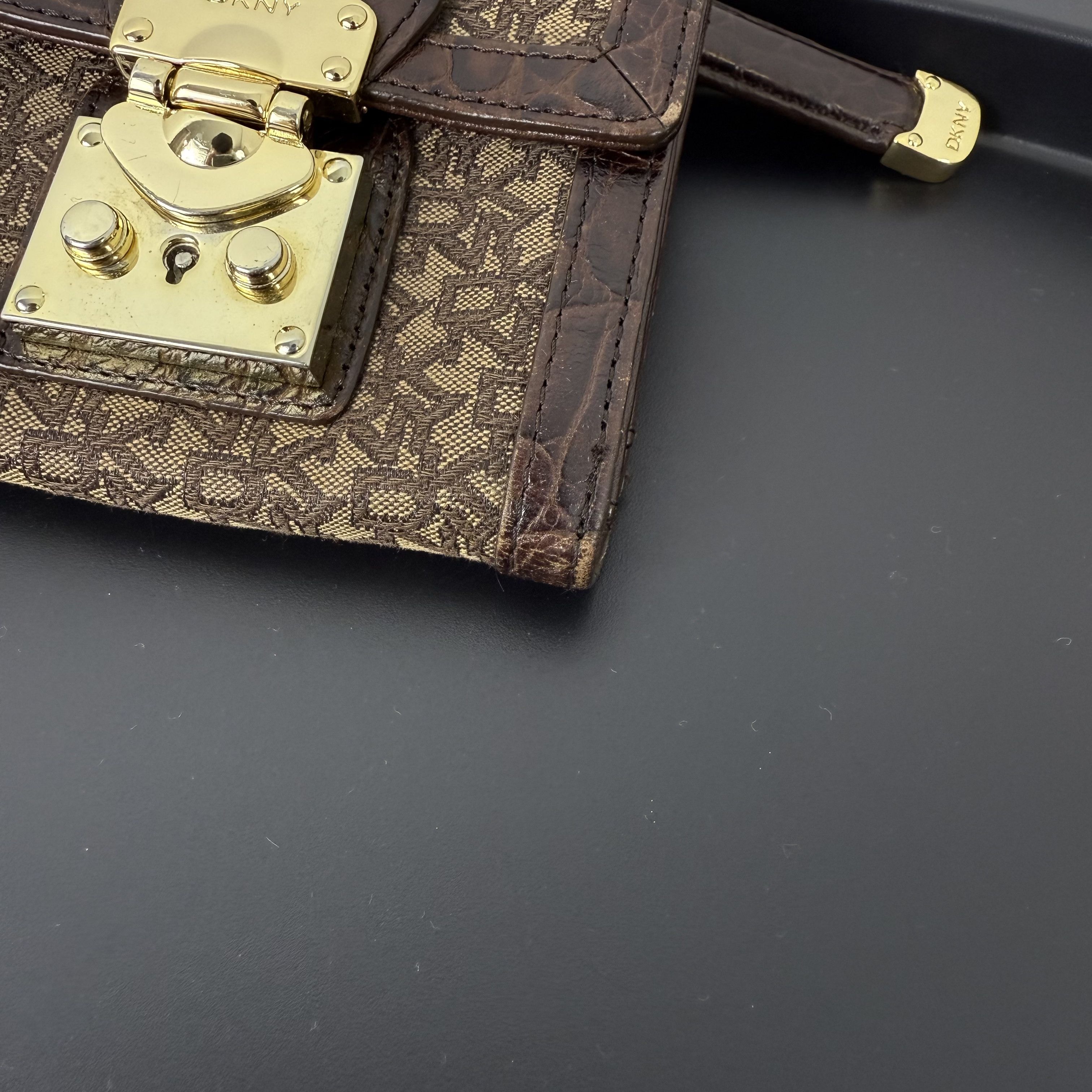 DKNY Vintage DKNY Donna Karan 00s Brown Leather Wallet Size ONE SIZE - 8 Thumbnail