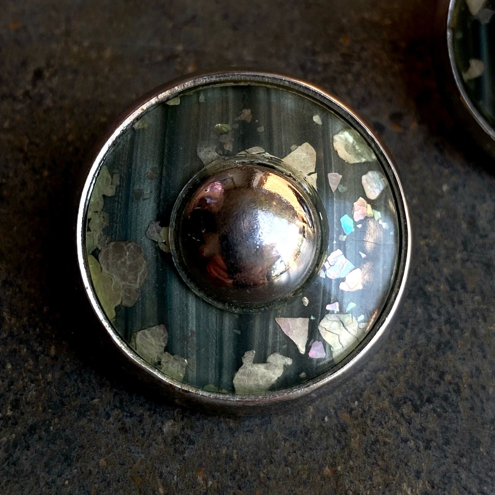 Vintage Vtg 70s Brutalist Circular Silver Green Clip-On Earrings Size ONE SIZE - 4 Thumbnail