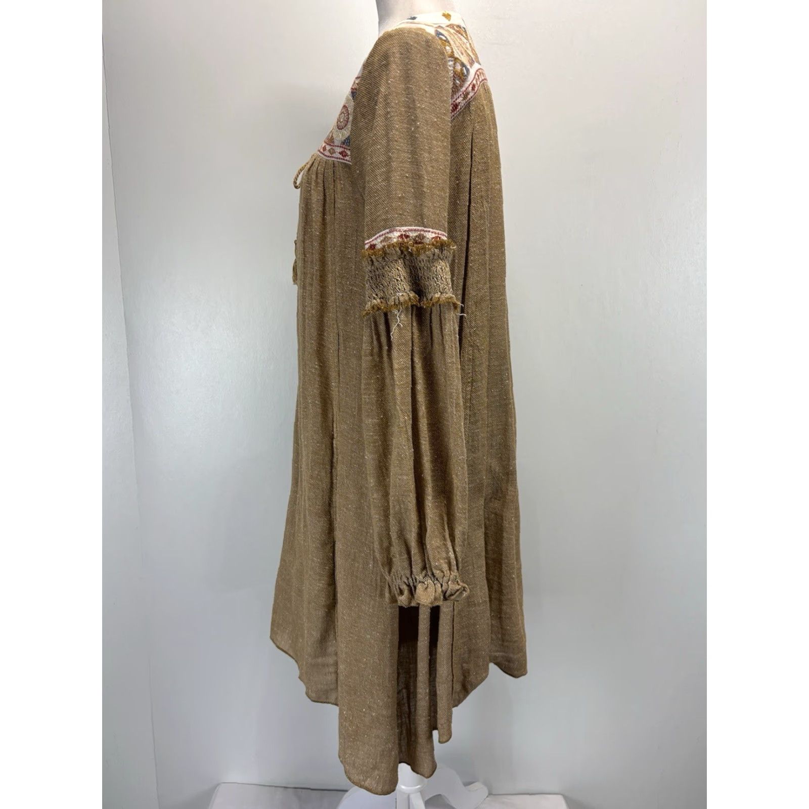 Free People Free People Dress Womens M Tan Boho Embroidered Shift Long Sleeve Size M / US 6-8 / IT 42-44 - 2 Thumbnail