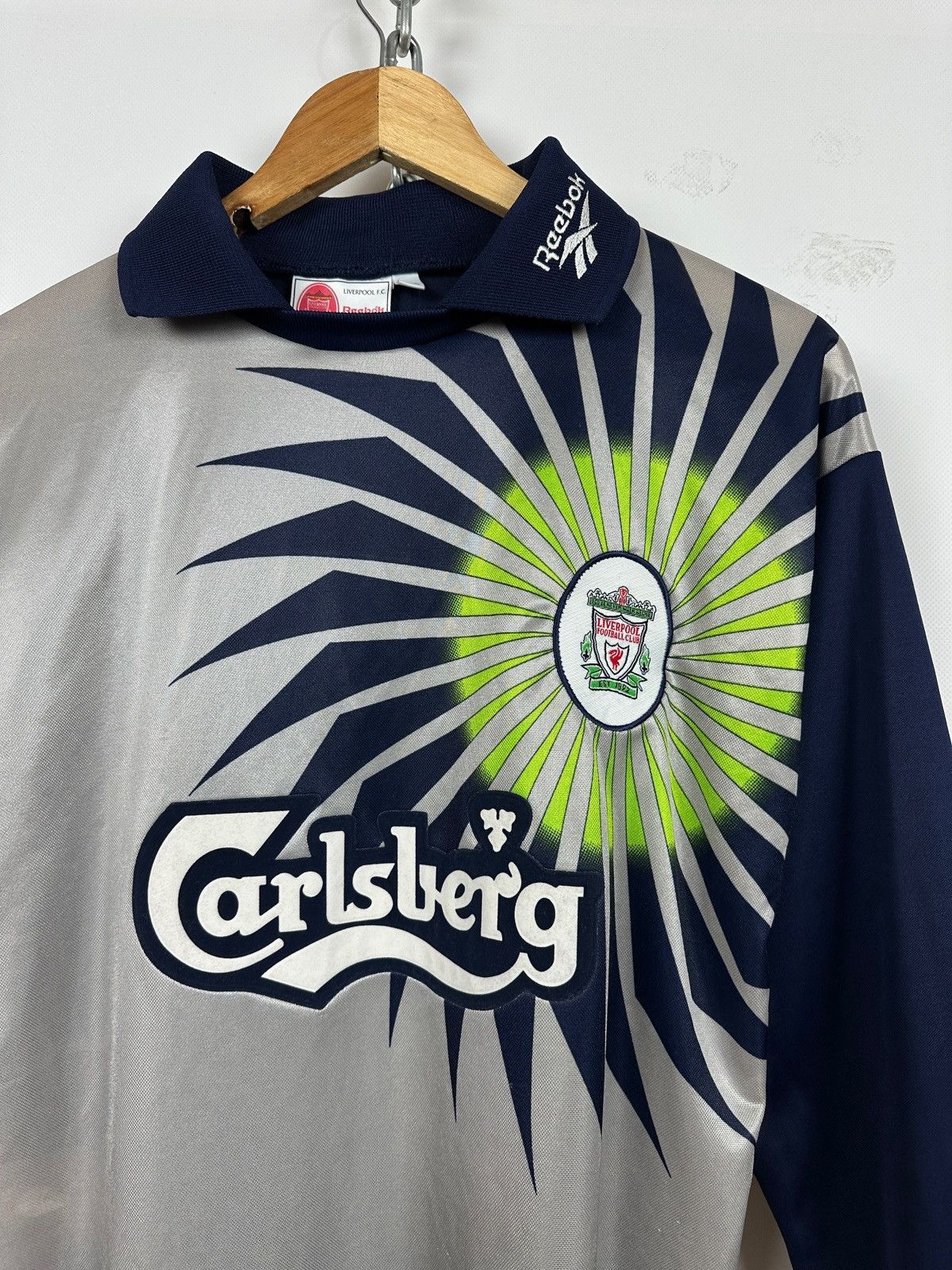 Reebok 1997/98 Vintage Reebok Liverpool Goalkeeper Soccer Jersey Size US S / EU 44-46 / 1 - 6 Thumbnail
