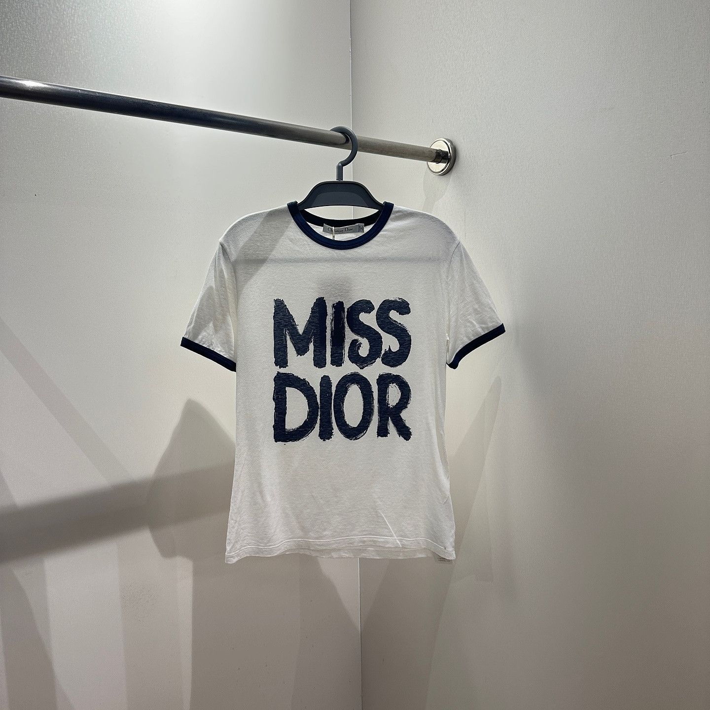 Dior Dior Miss Dior Logo Ringer T-Shirt XS Size XS / US 0-2 / IT 36-38 - 1 Thumbnail