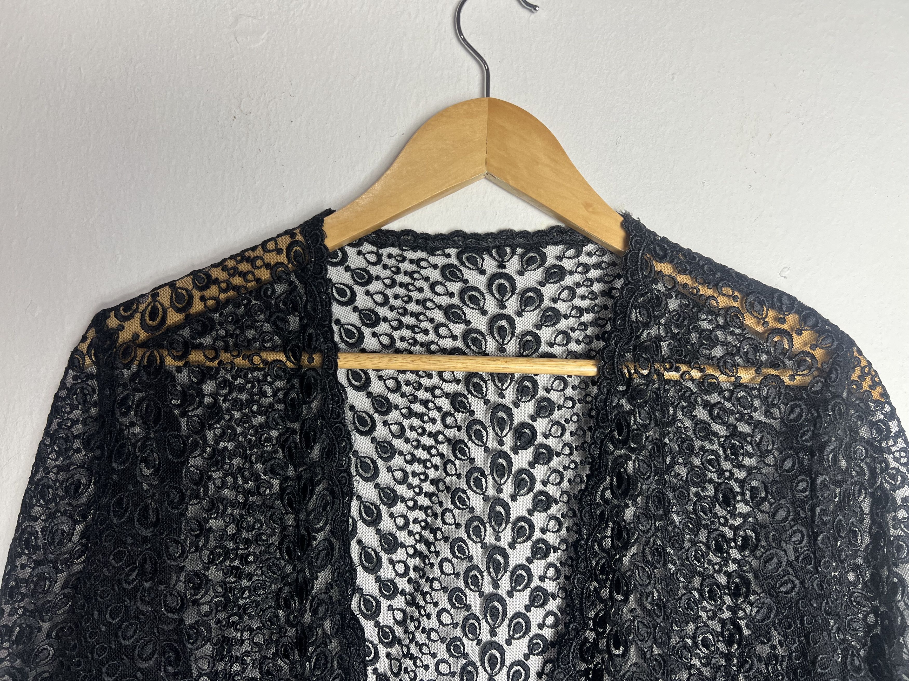 Other Black Lace Cropped Cargidan Size M / US 6-8 / IT 42-44 - 3 Thumbnail