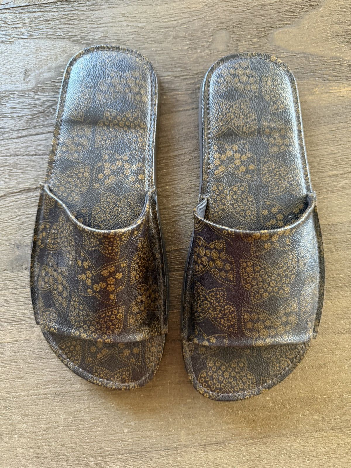 Suicoke Needles × SUICOKE Tukka - Papillon PVC Sandals Brown size 12 Size US 12 / EU 45 - 2 Thumbnail