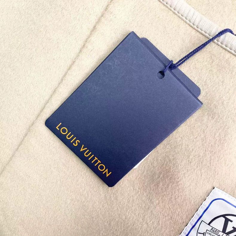 Louis Vuitton Louis Vuitton size os 24ss presbyopic full print reversible Size US M / EU 48-50 / 2 - 7 Thumbnail