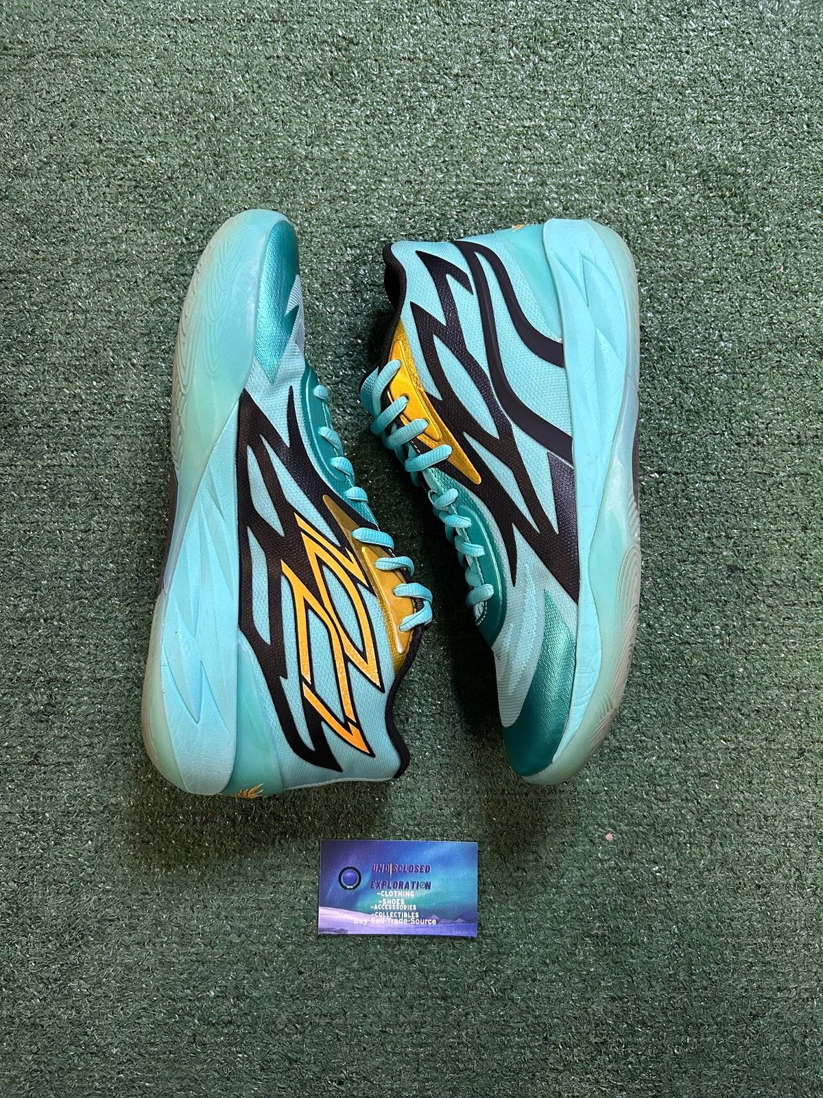 Puma Puma lamelo ball MB.02 honeycomb size 9.5men/11women Size US 9.5 / EU 42-43 - 3 Thumbnail