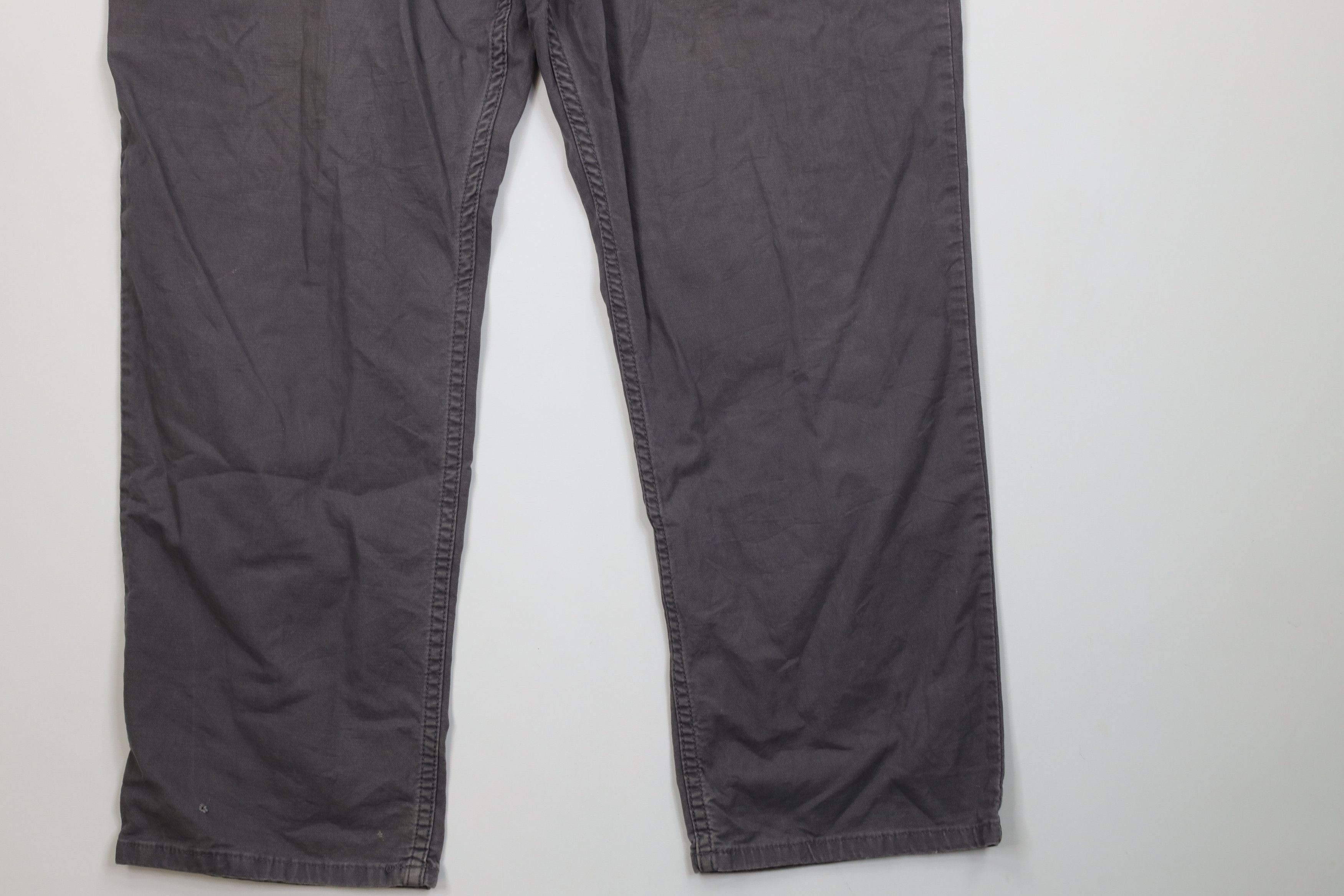 Carhartt Vintage Y2K Carhartt Relaxed Fit Wide Leg Dungaree Pants Size US 40 / EU 56 - 4 Thumbnail