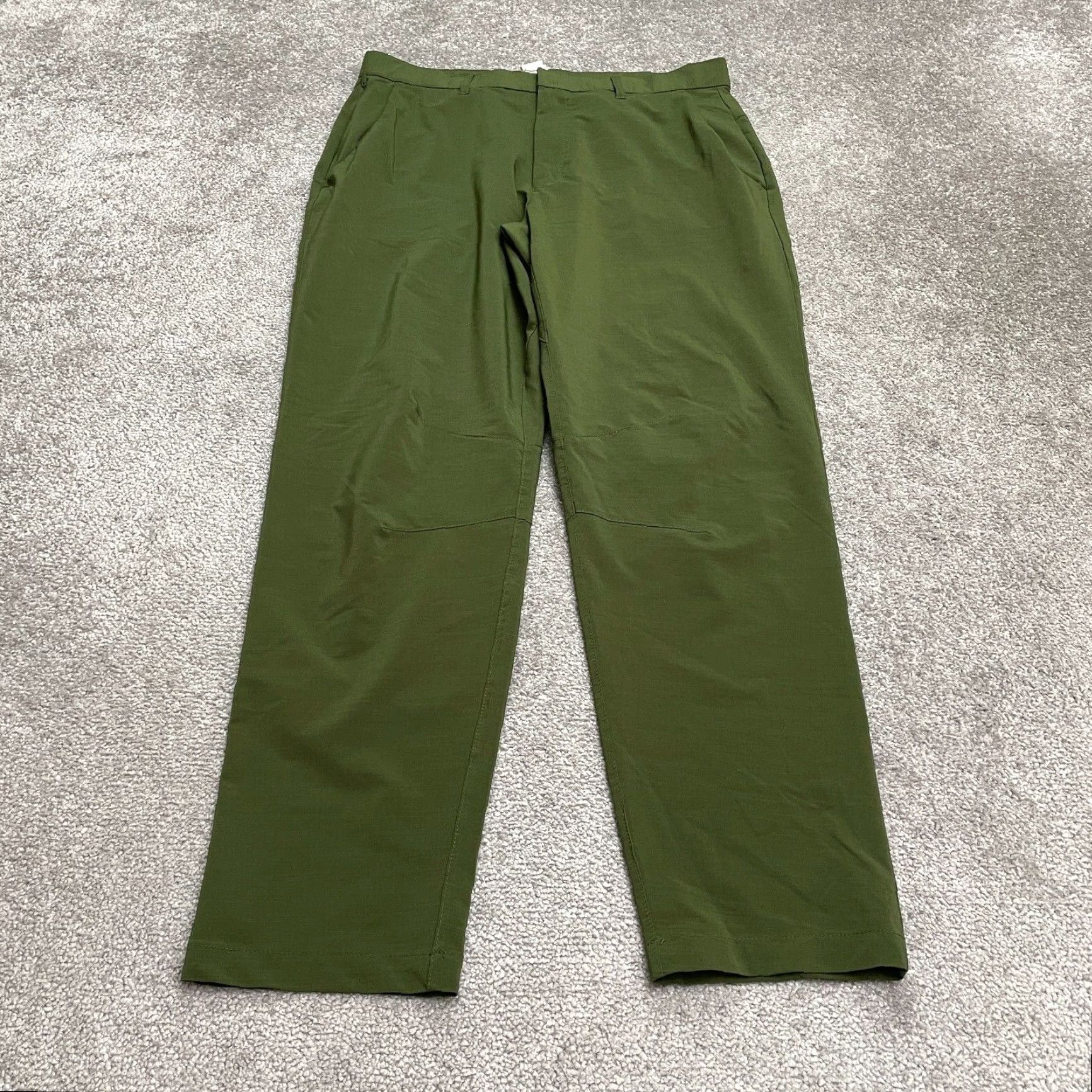 Fabletics Fabletics Mens Active Pants Regular Fit Green 33x29 Pockets Drawstring 33 Waist Tapered Inseam 29 Outdoor Athleisure Pants Mens Size US 31 - 2 Thumbnail