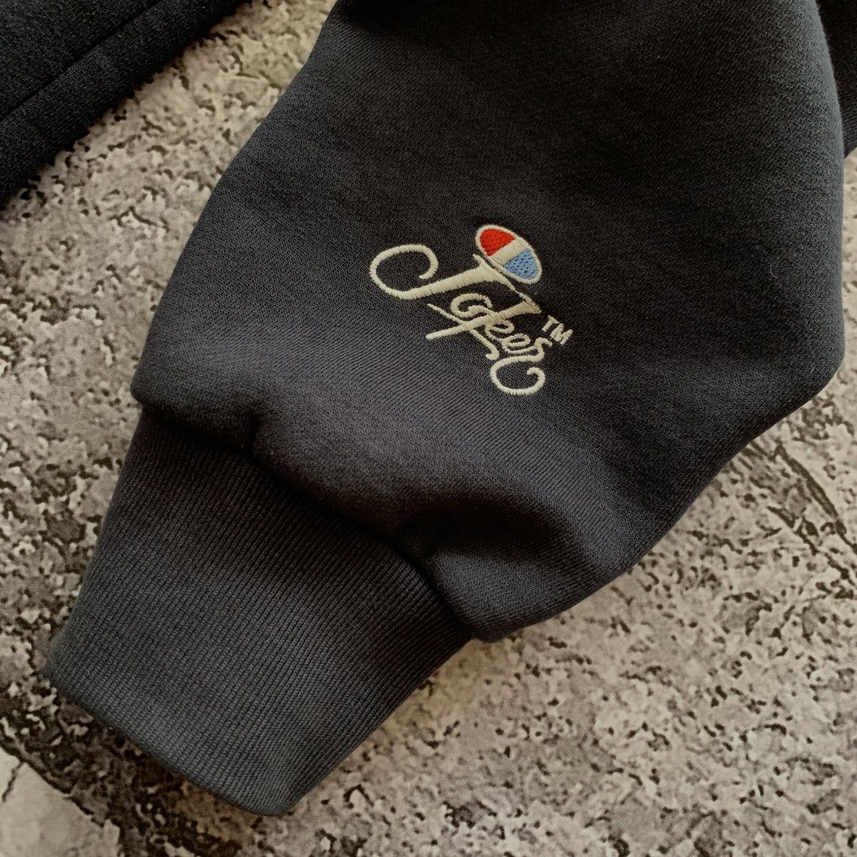Japanese Brand Joker Brand Worldwide Embroidery Hoodie Size US XL / EU 56 / 4 - 5 Thumbnail