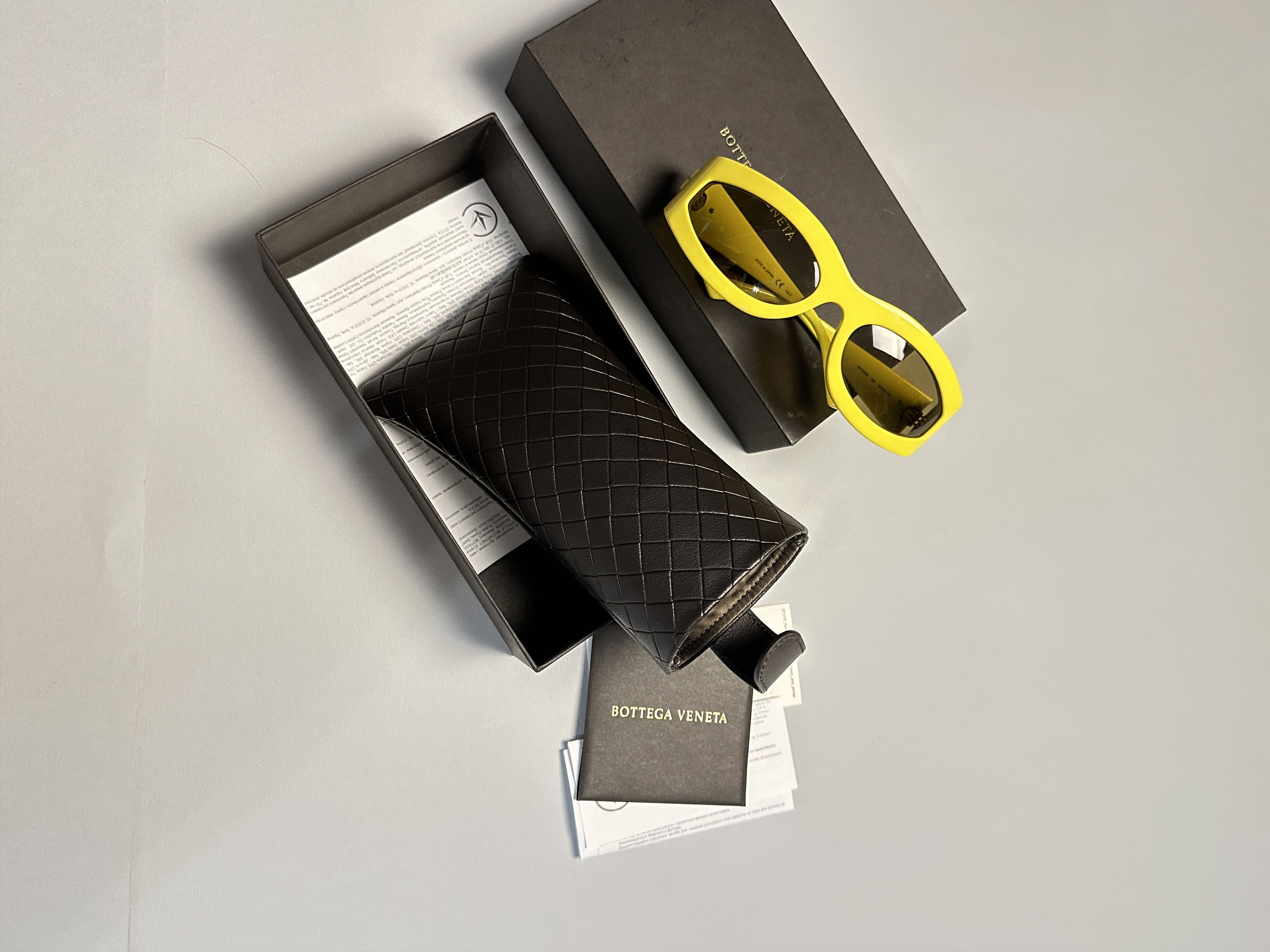 Bottega Veneta Bottega Veneta Yellow Oval Acetate Sunglasses Size ONE SIZE - 2 Thumbnail