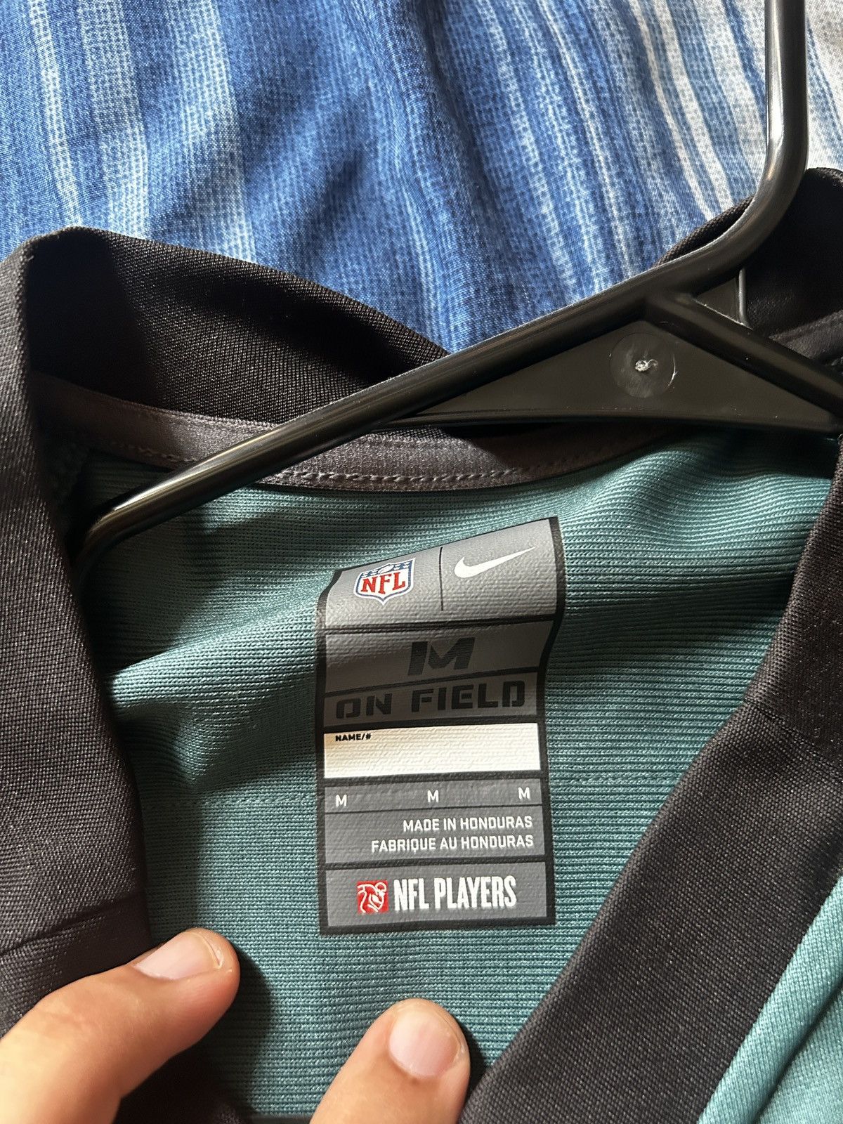 Nike Eagles Zack Ertz Jersey Size US M / EU 48-50 / 2 - 2 Thumbnail