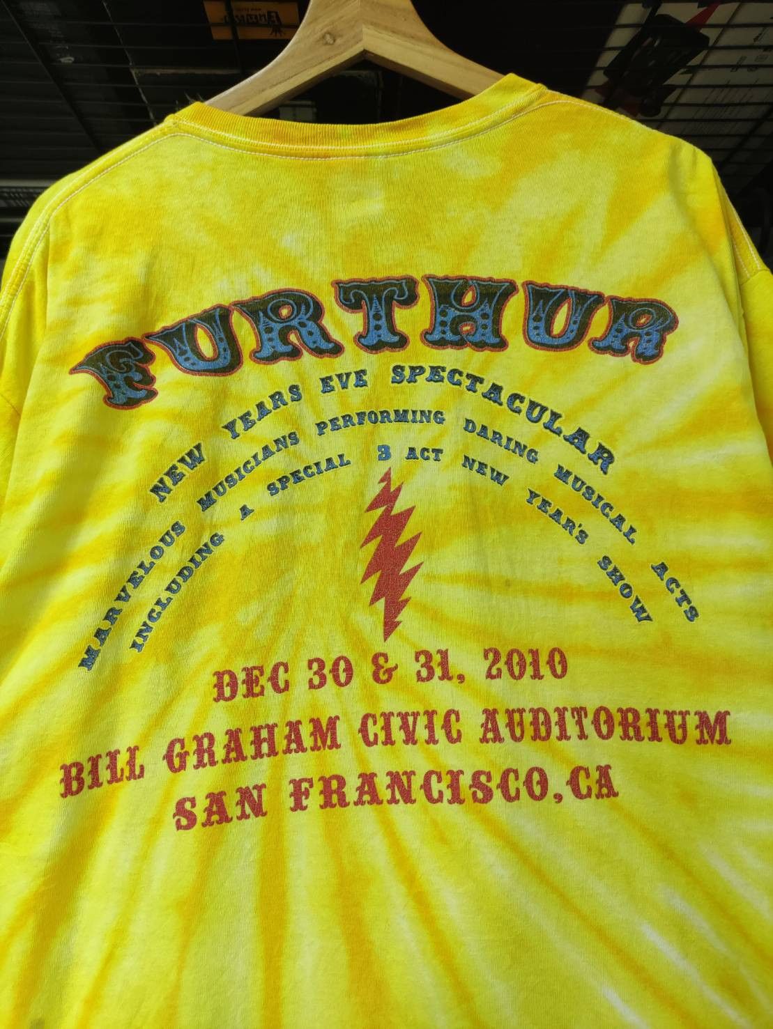 Band Tees Grateful Dead Furthur New Years Eve 2010 T-Shirt Size US XL / EU 56 / 4 - 10 Thumbnail