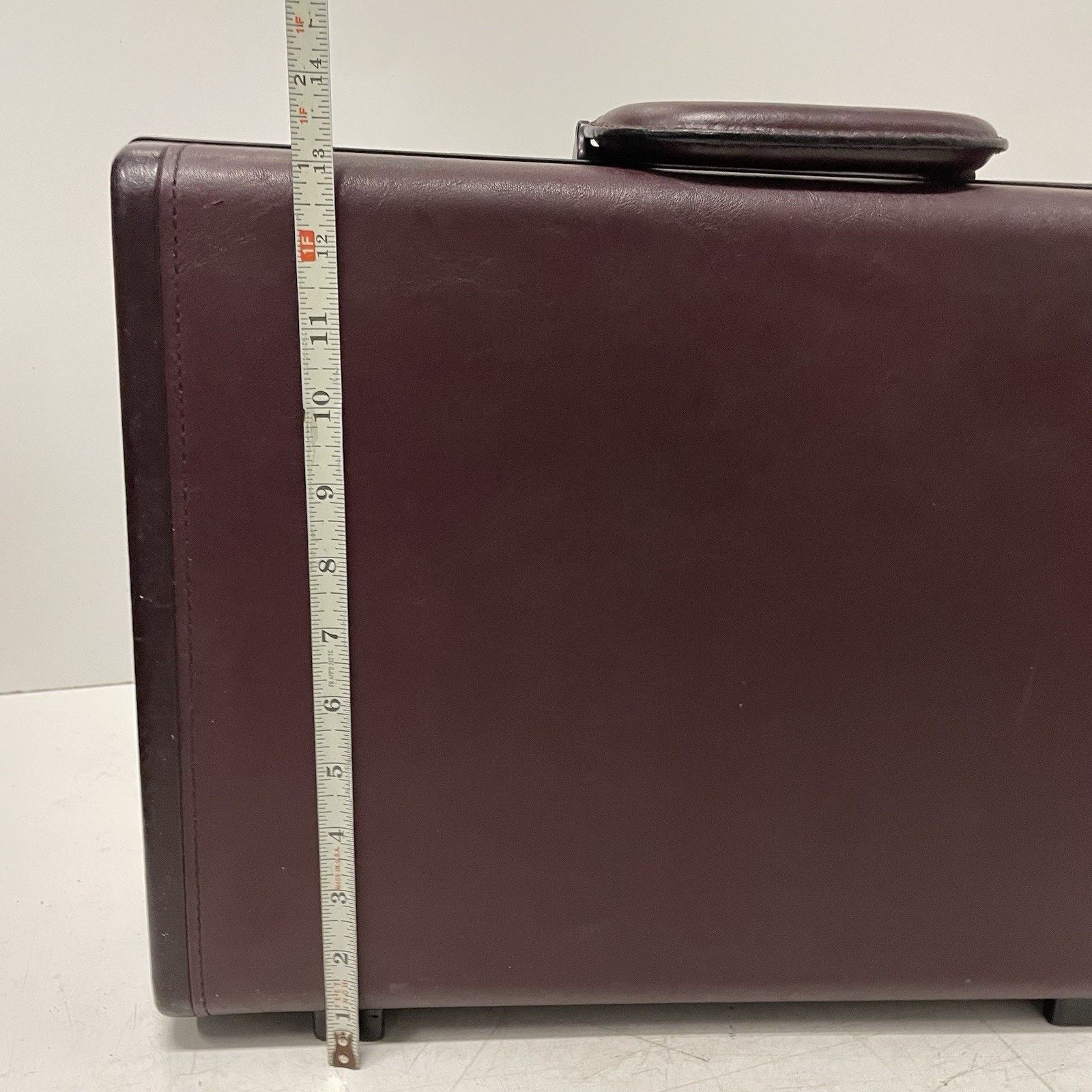 Samsonite VTG Samsonite 1987 Burgundy Laureate Leather Briefcase Size ONE SIZE - 16 Thumbnail