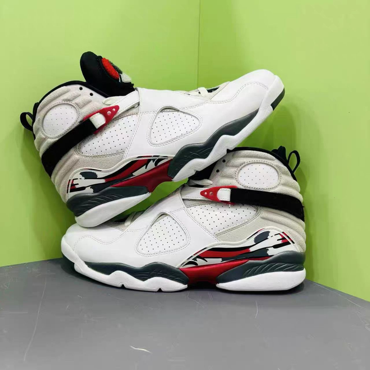 Jordan Brand Air Jordan 8 Bugs Bunny Playoffs K15 Size US 11.5 / EU 44-45 - 4 Thumbnail