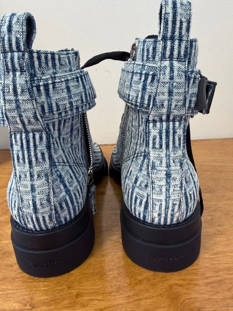 Givenchy Givenchy Terra 4G Monogram Combat Boots EU 40.5 NIB Size US 10.5 / IT 40.5 - 10 Thumbnail