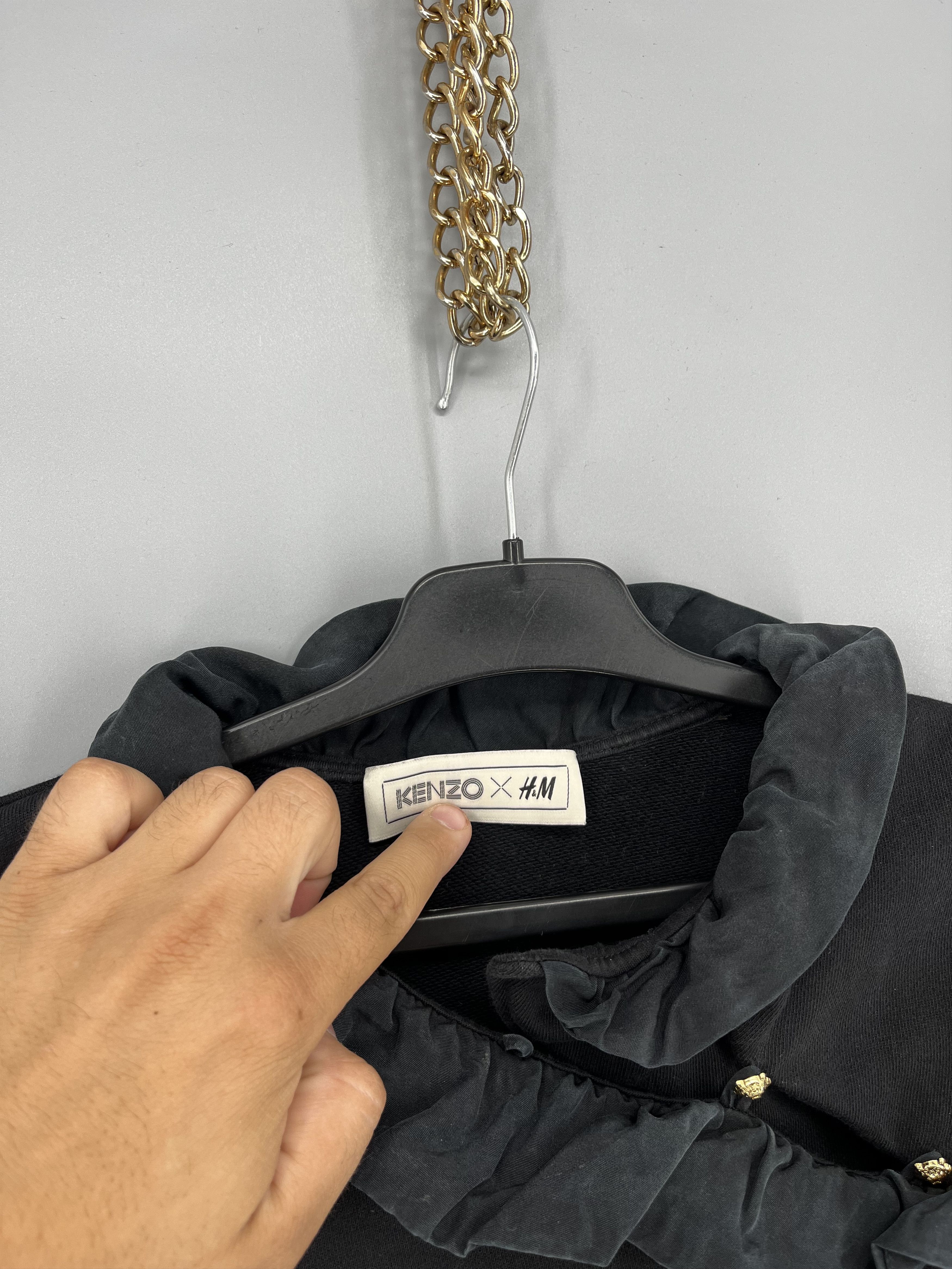 Kenzo KENZO X H&M Jungle Paris Black Ruffle Neck Sweater Sz M Size M / US 6-8 / IT 42-44 - 7 Thumbnail