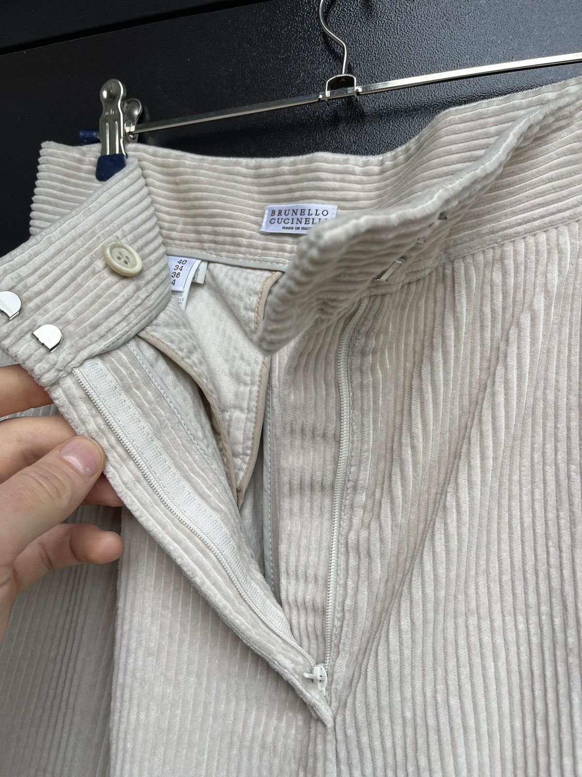 Brunello Cucinelli Brunello Cucinelli Corduroy Trousers women’s Pants IT40 Size 27" / US 4 / IT 40 - 3 Thumbnail