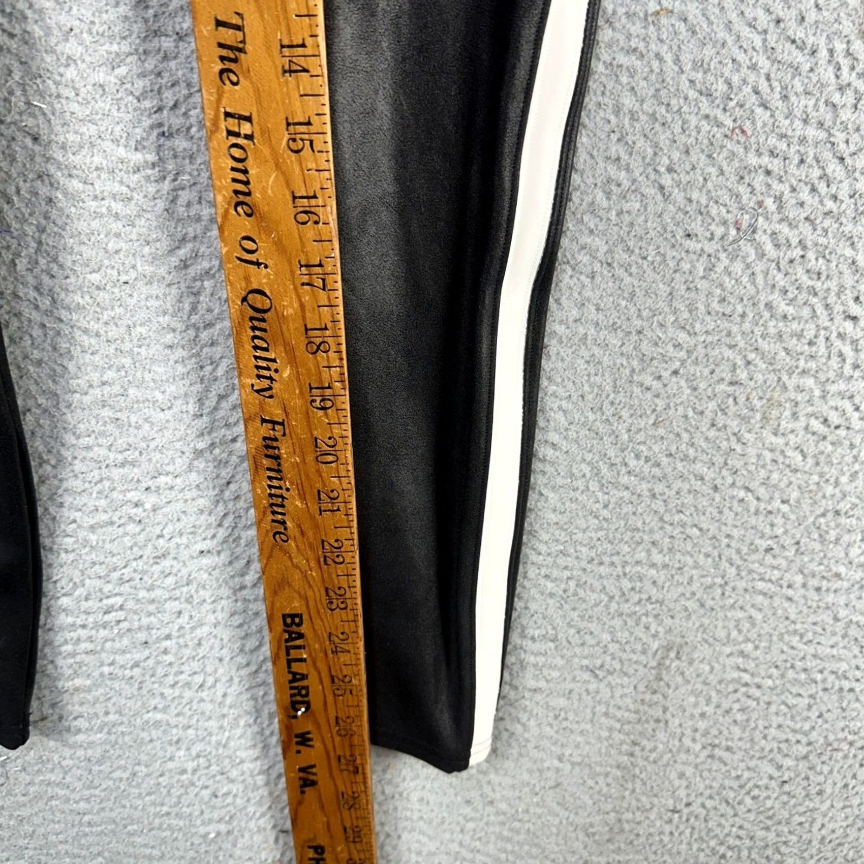 Spanx Spanx Faux Leather Pants Legging Womens Medium Black White Mid-Waist Stretch Leggings Size 32" / US 10 / IT 46 - 7 Thumbnail