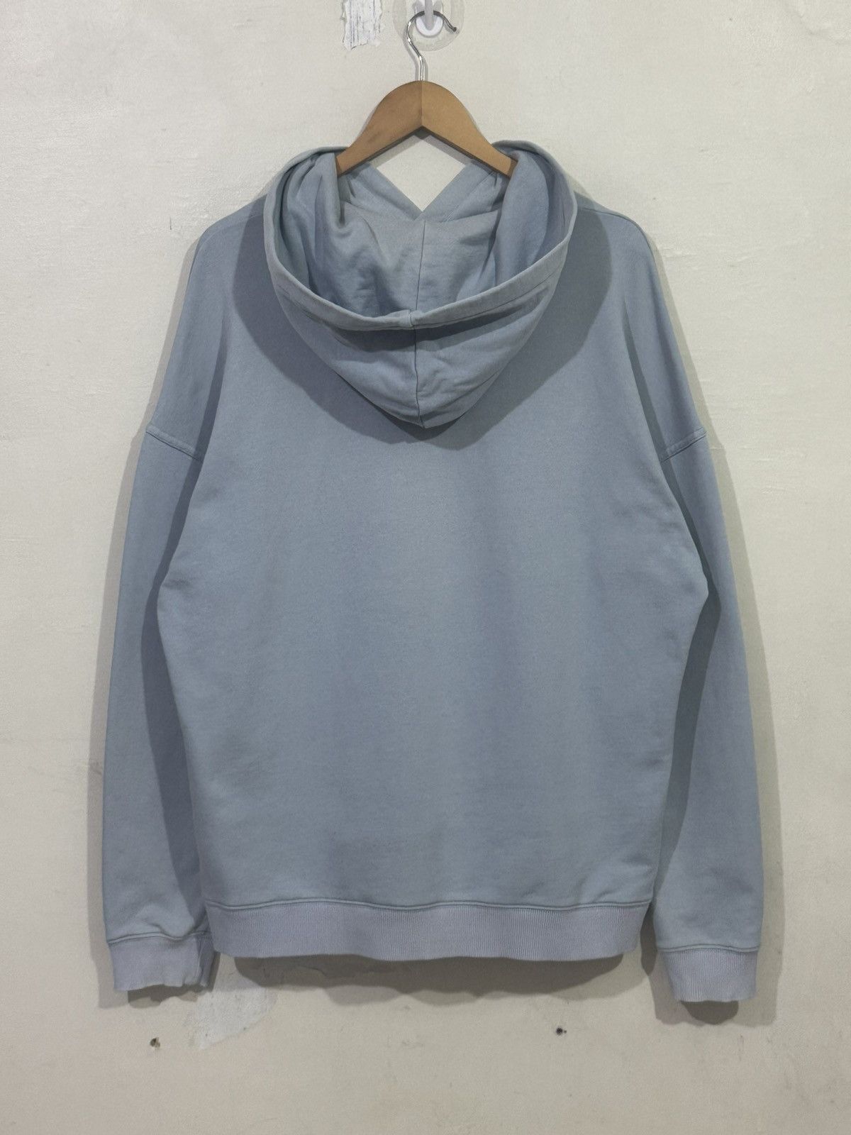 Givenchy Givenchy Distressed Logo Hoodie Size US L / EU 52-54 / 3 - 3 Thumbnail