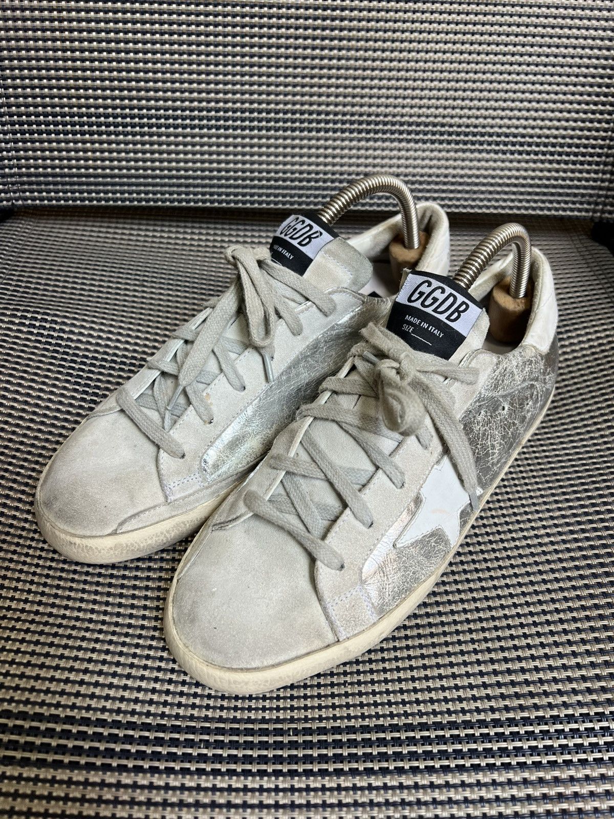Golden Goose Golden Goose Superstar Silver Size US 6 / EU 39 - 7 Thumbnail