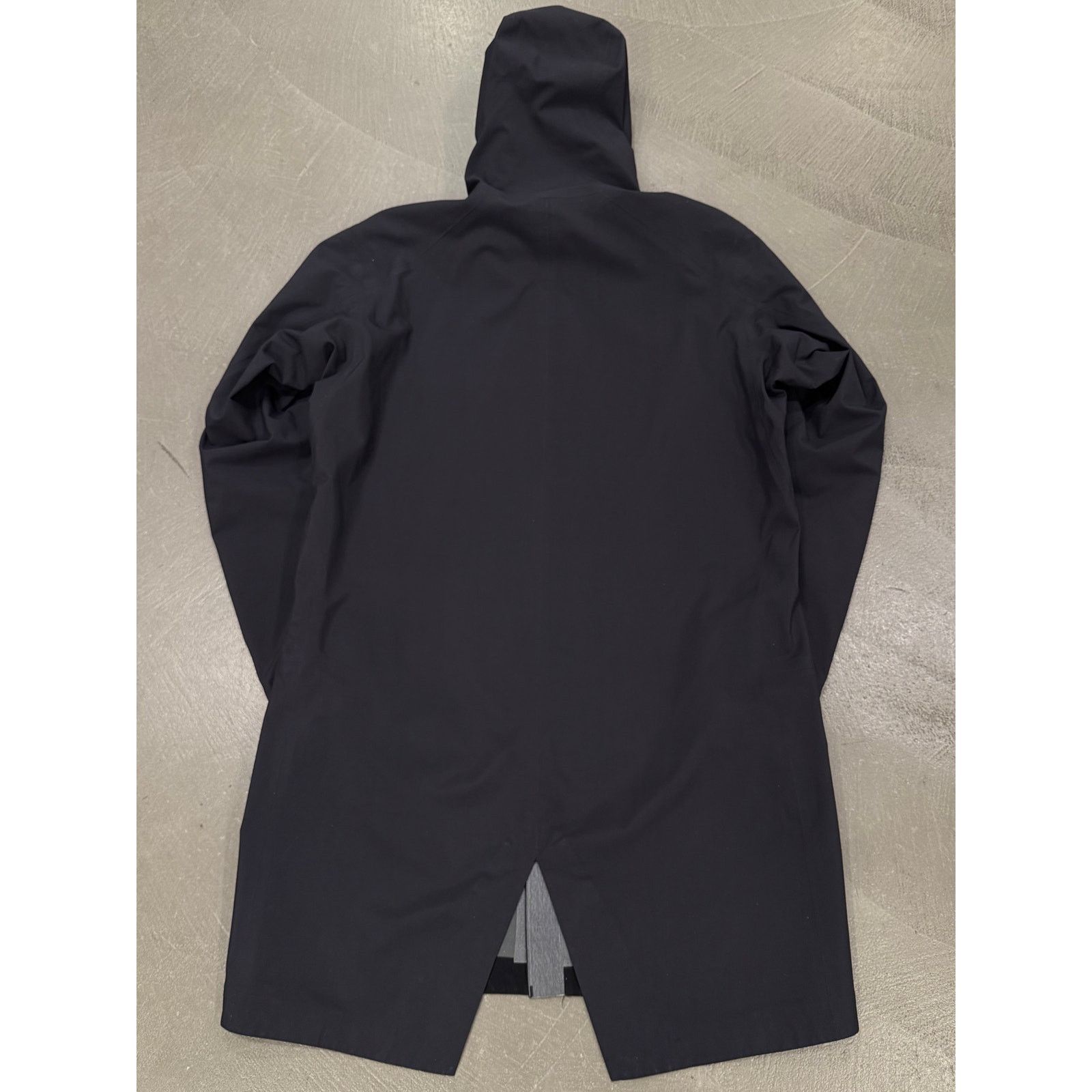 Arc'teryx Arc’teryx Veilance technical hooded waterproof coat Size US M / EU 48-50 / 2 - 3 Thumbnail