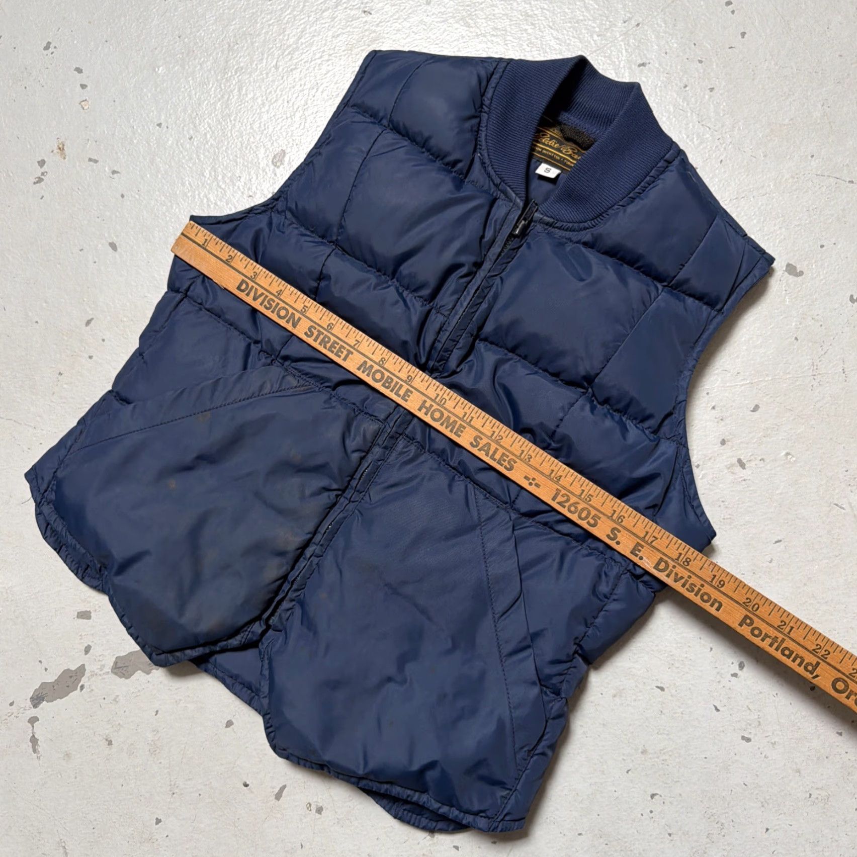 Eddie Bauer VINTAGE Eddie Bauer Vest Outdoor Puffer Quilted Goose Down Nylon Blue XS-S Unisex Adults 80s 90s Gorp Trek Hiking Ski Expedition Size US S / EU 44-46 / 1 - 3 Thumbnail