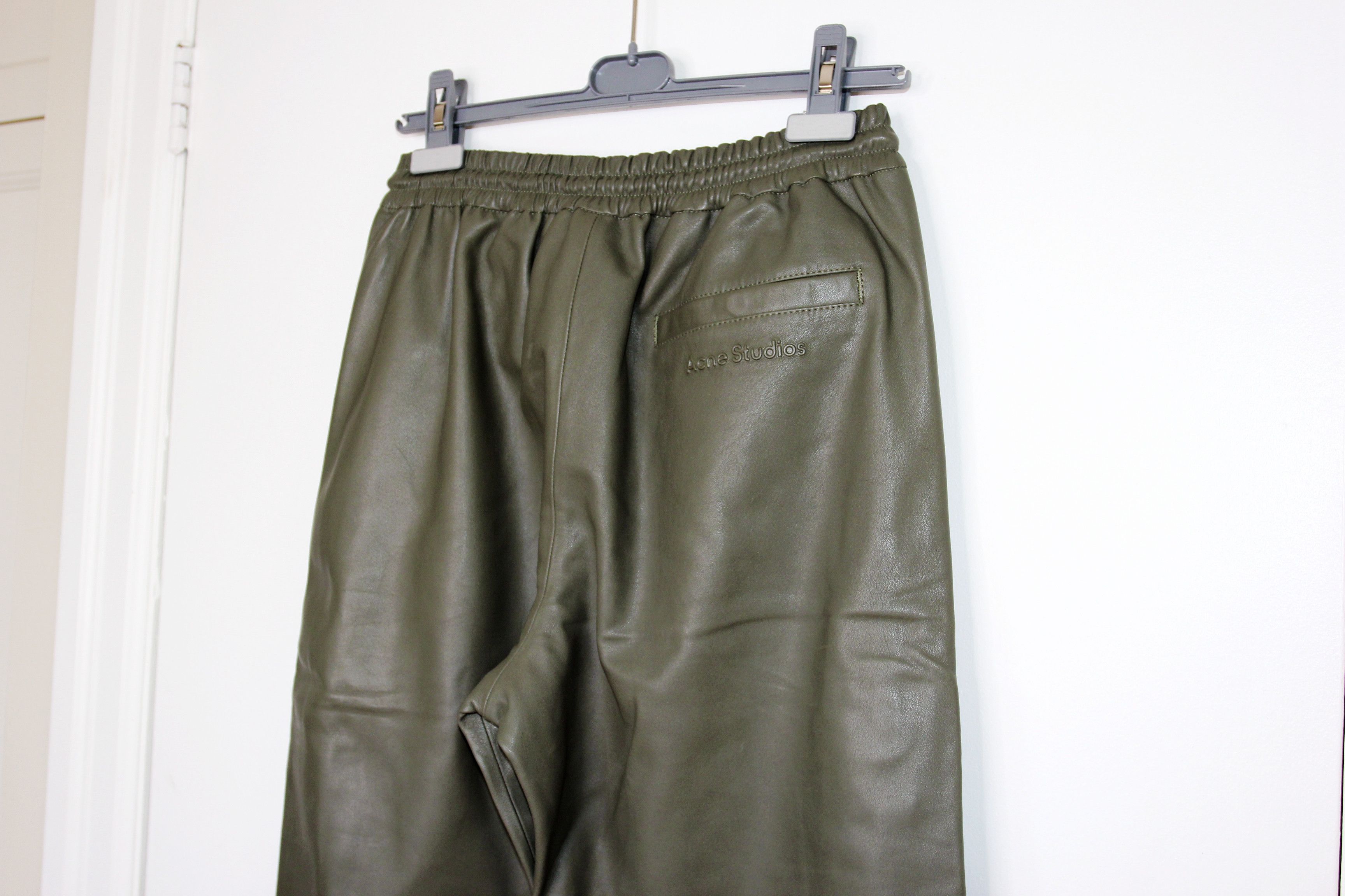 Acne Studios BNWT SS25 ACNE STUDIOS LEATHER PANTS 46 Size US 30 / EU 46 - 6 Thumbnail