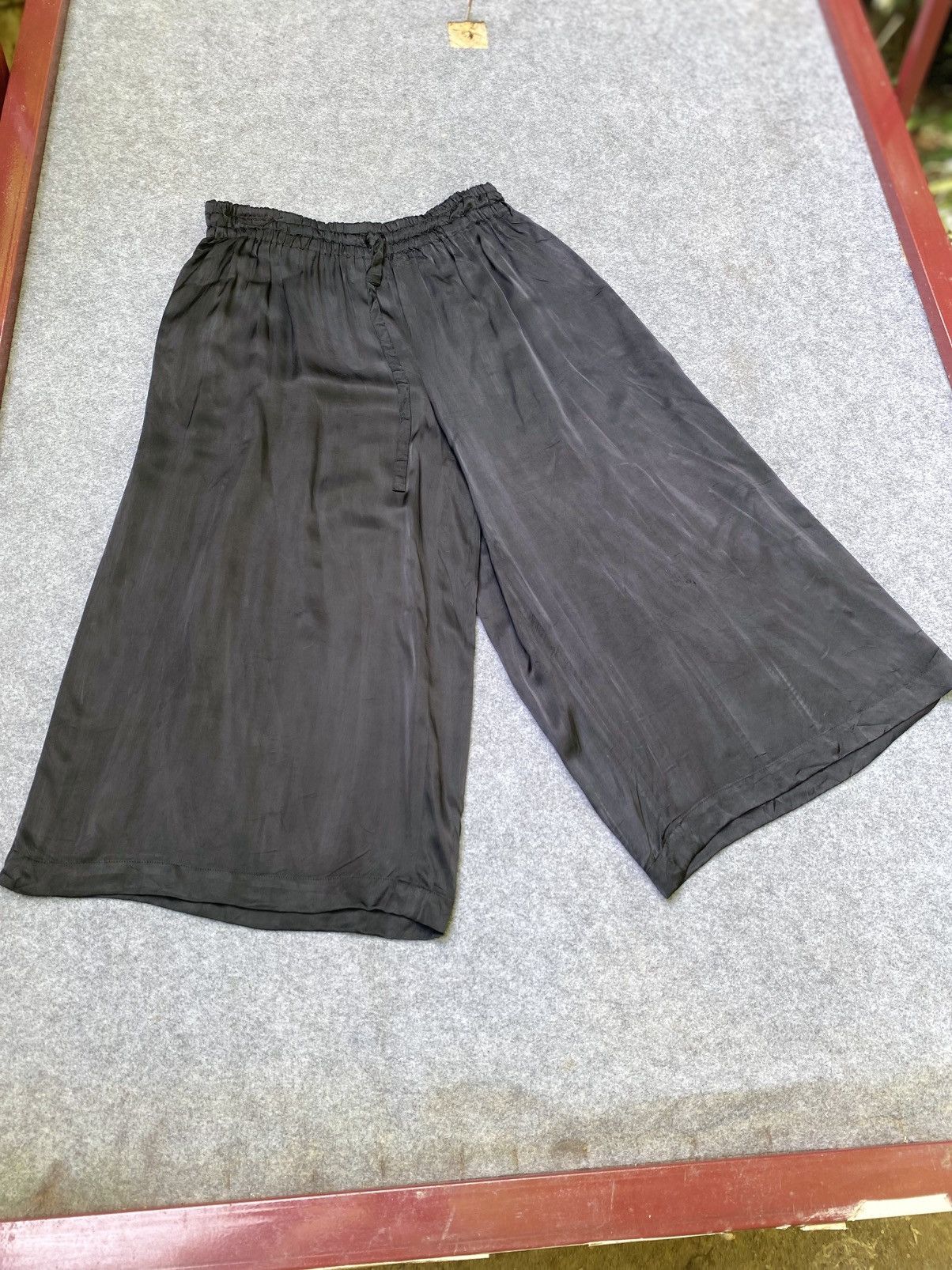 Comme des Garcons Comme des garcons ad 1986 rayyon palozo pants Size 32" / US 10 / IT 46 - 11 Thumbnail