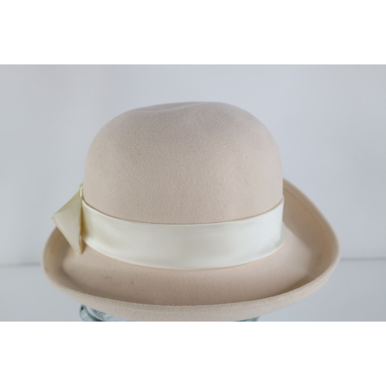 Vintage Vintage 60s Rockabilly Satin Bowtie Doeskin Wool Felt Hat Size ONE SIZE - 4 Thumbnail