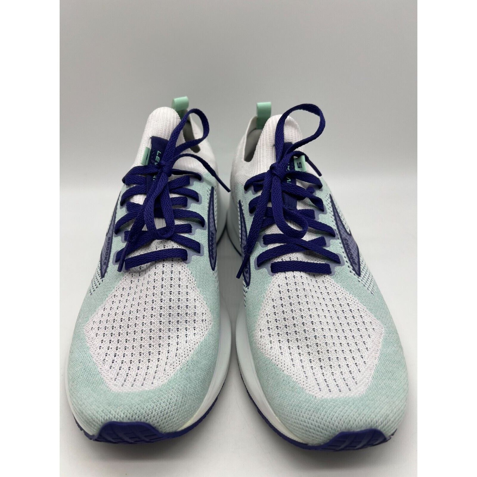 Brooks Brooks Womens Levitate Stealthfit 5 White Running Size 10.5B Size US 10.5 / IT 40.5 - 5 Thumbnail