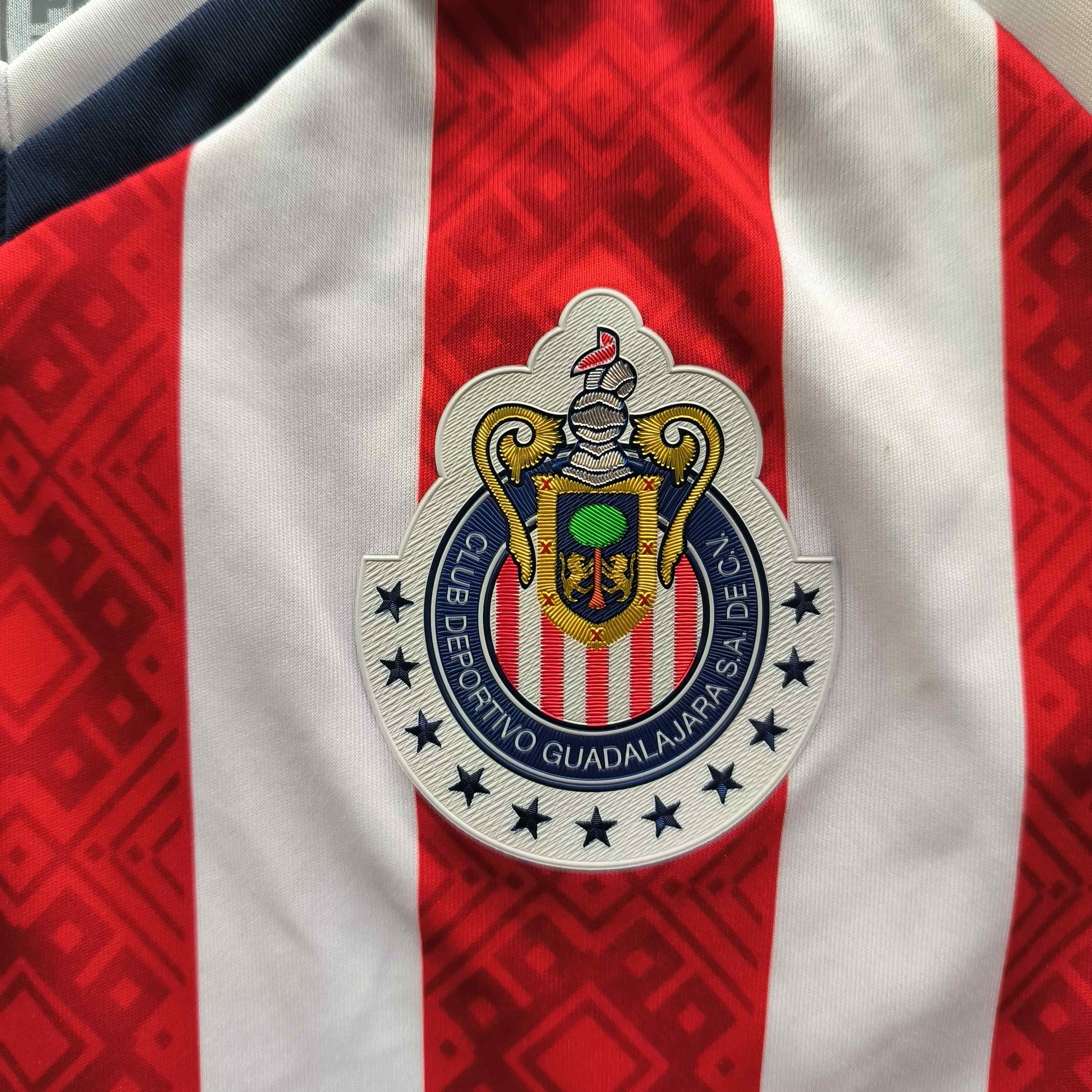 Puma Chivas de Guadalajara 17-18 Puma home football jersey size S Size US S / EU 44-46 / 1 - 3 Thumbnail