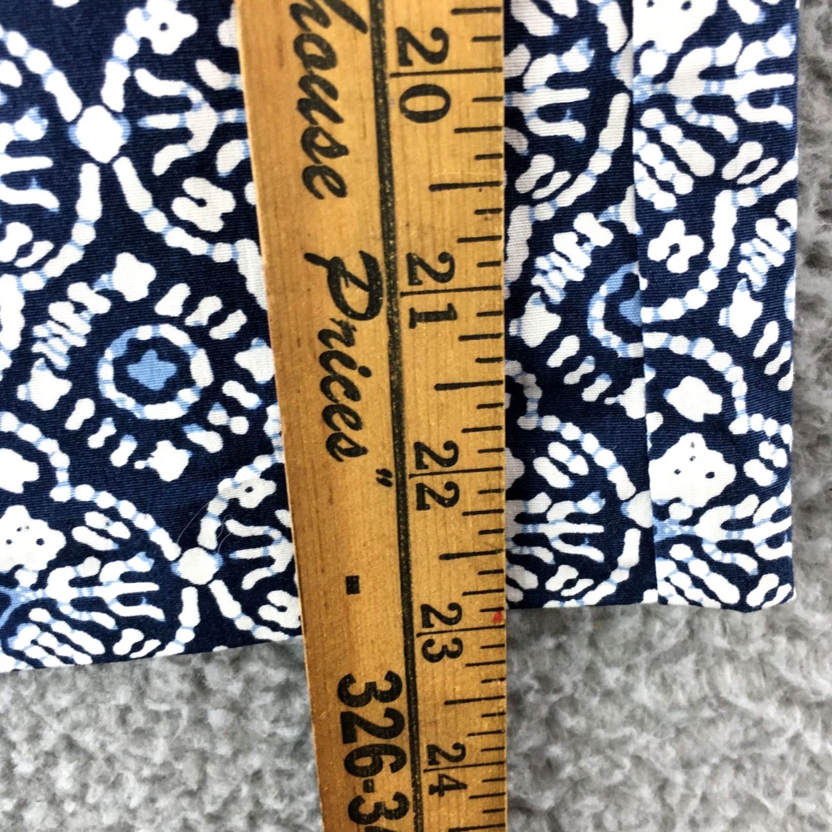Old Navy Old Navy Maternity Capri Pants Womens Small Elastic Waist NEW Capri Slim Stretch Pull On Blue Geometric 23 Inseam Ladies Size 28" / US 6 / IT 42 - 7 Thumbnail