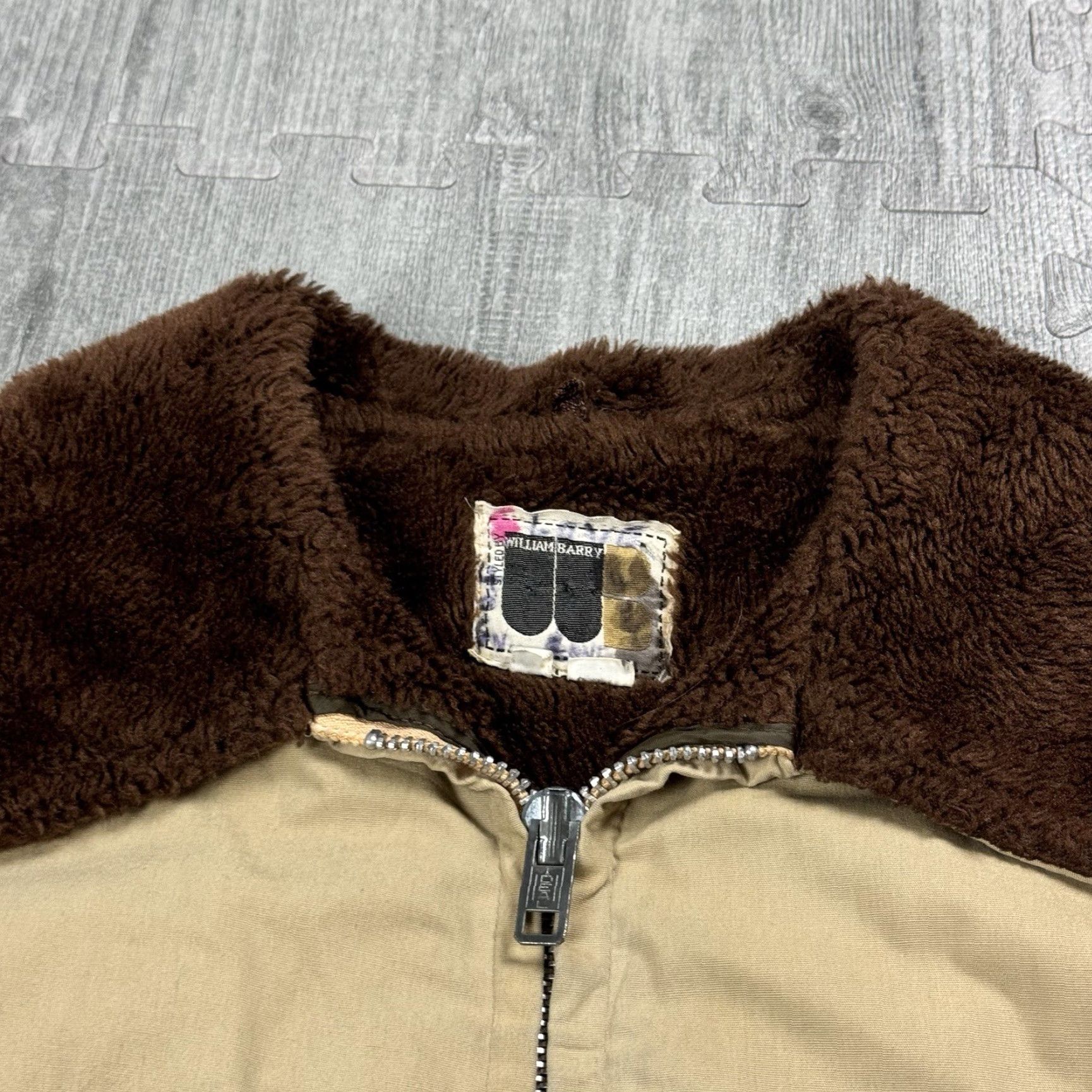 Vintage VINTAGE William Barry TAN Faux Fur Lined Jacket Coat Full Zip USA Made 44 Men Regular Jacket Size US S / EU 44-46 / 1 - 6 Thumbnail