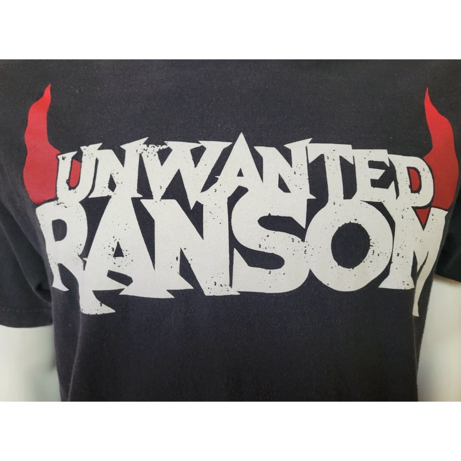 Vintage VTG Unwanted Ransom Logo T Shirt Large Men Black 100% Cotton Graphic Tee Gothic Horror Logo Shirt Size US L / EU 52-54 / 3 - 2 Thumbnail
